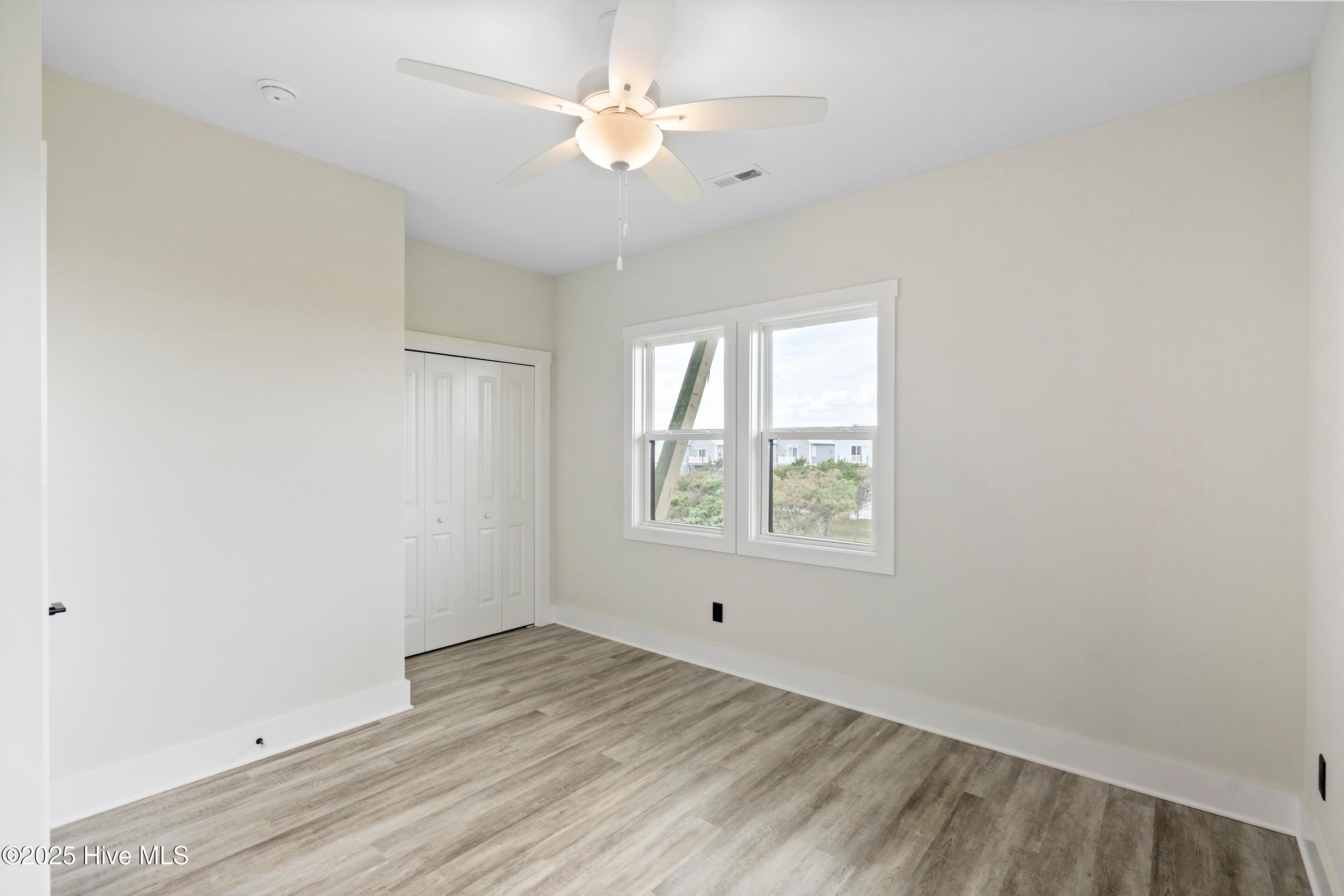 2211 New River Inlet Road 18b Property Photo 12