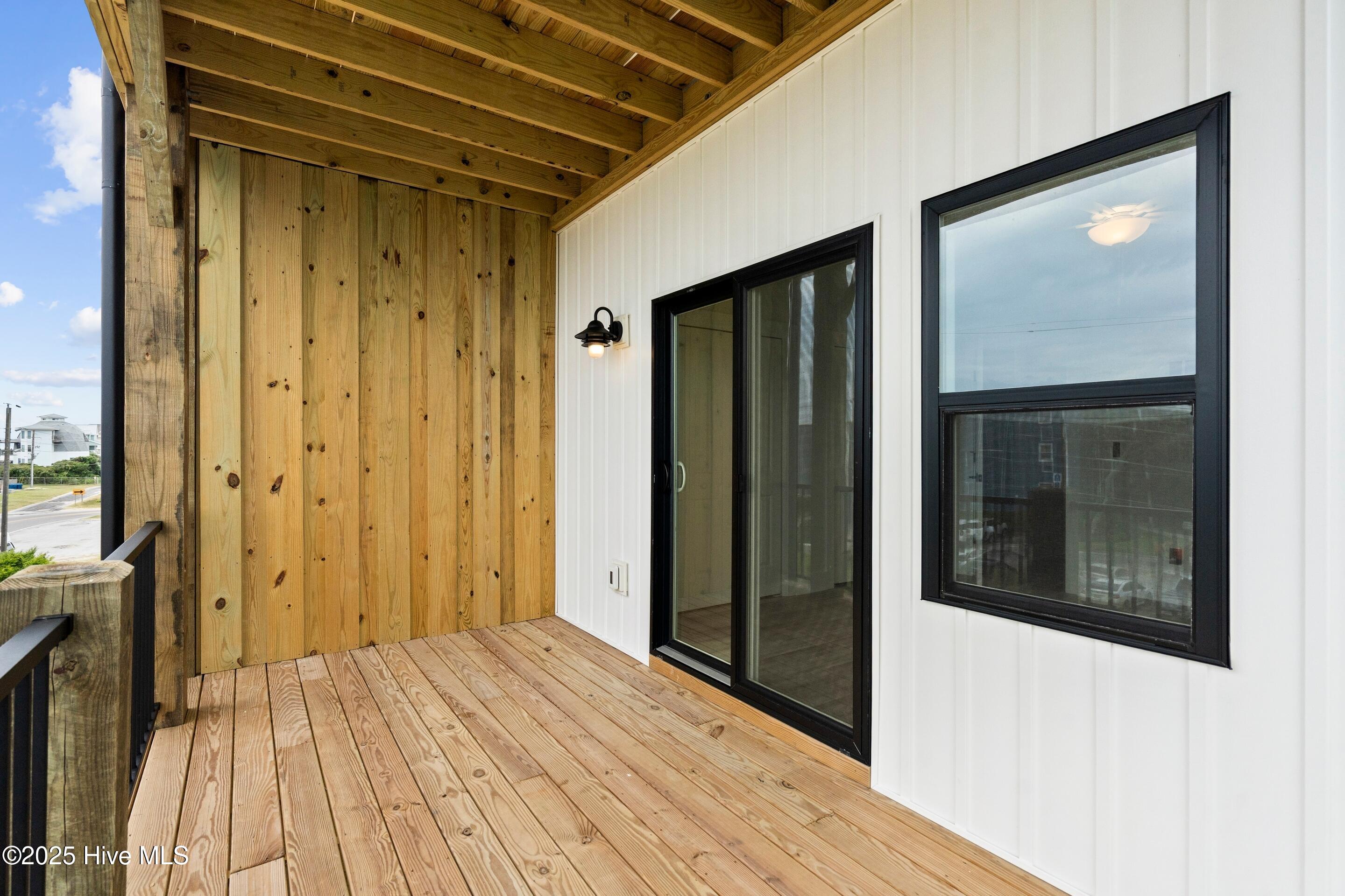2211 New River Inlet Road 18b Property Photo 16