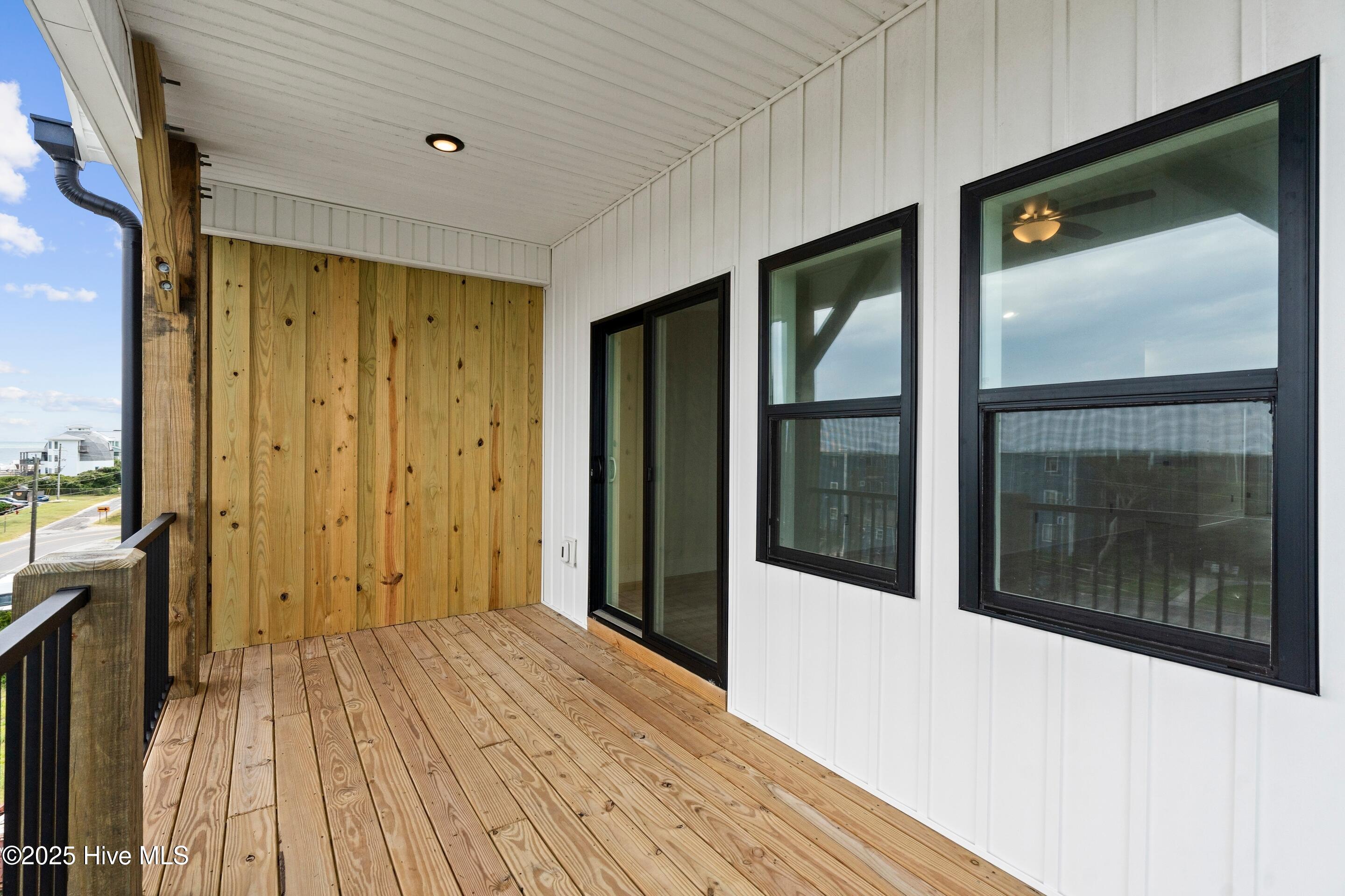 2211 New River Inlet Road 18b Property Photo 33