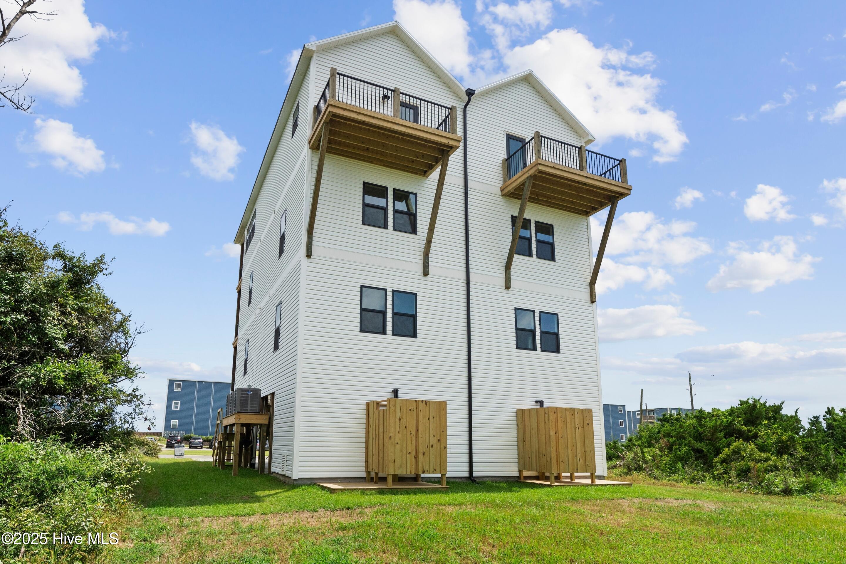 2211 New River Inlet Road 18b Property Photo 41