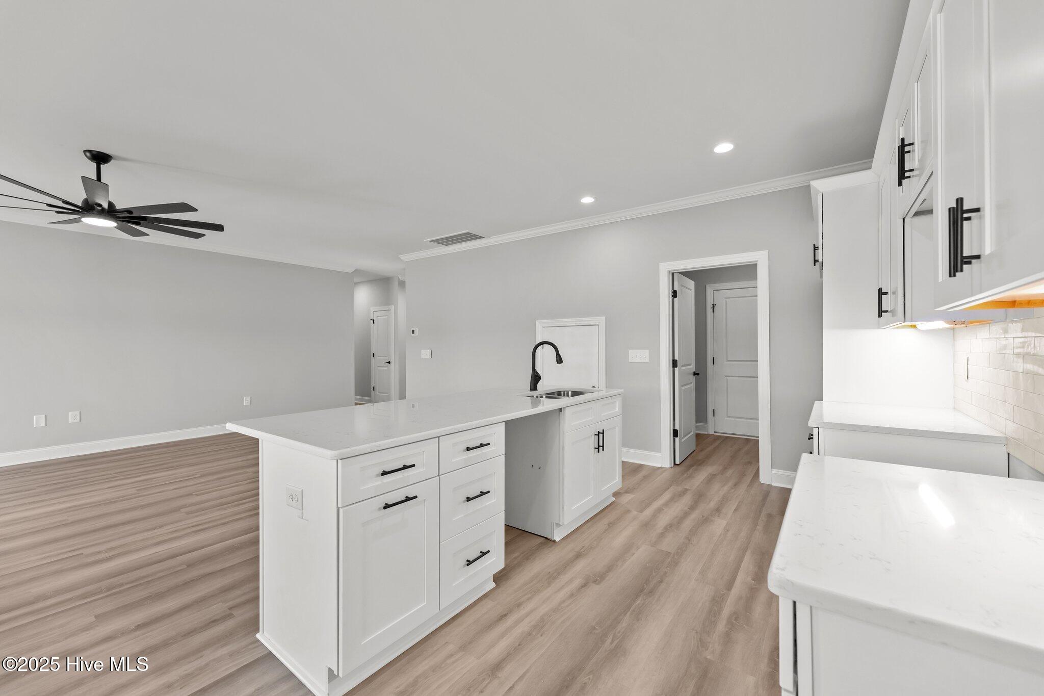 1000 Finn Court Property Photo 14
