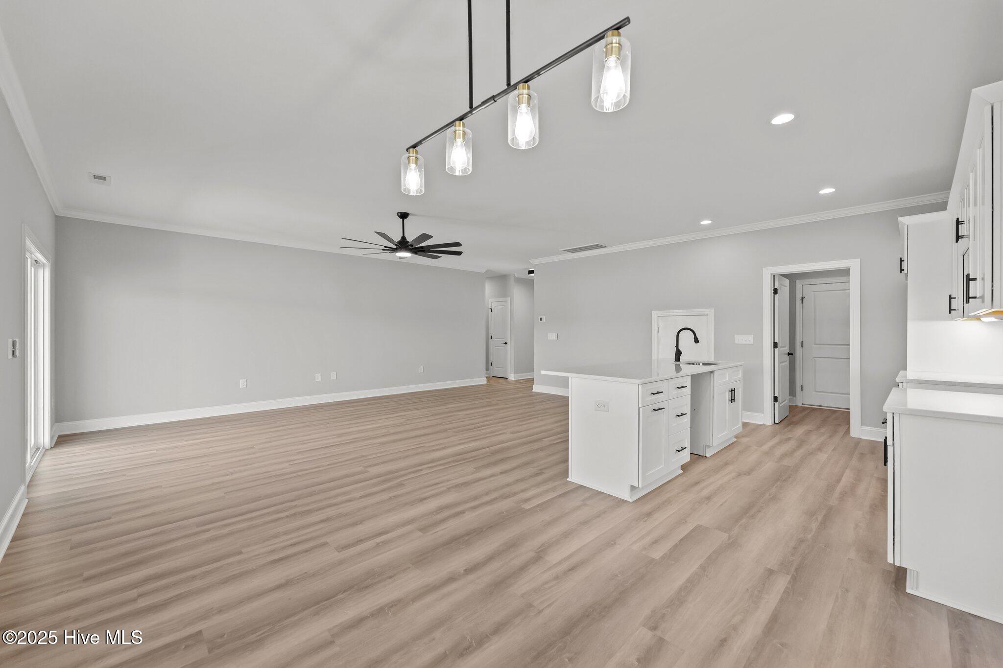 1000 Finn Court Property Photo 17