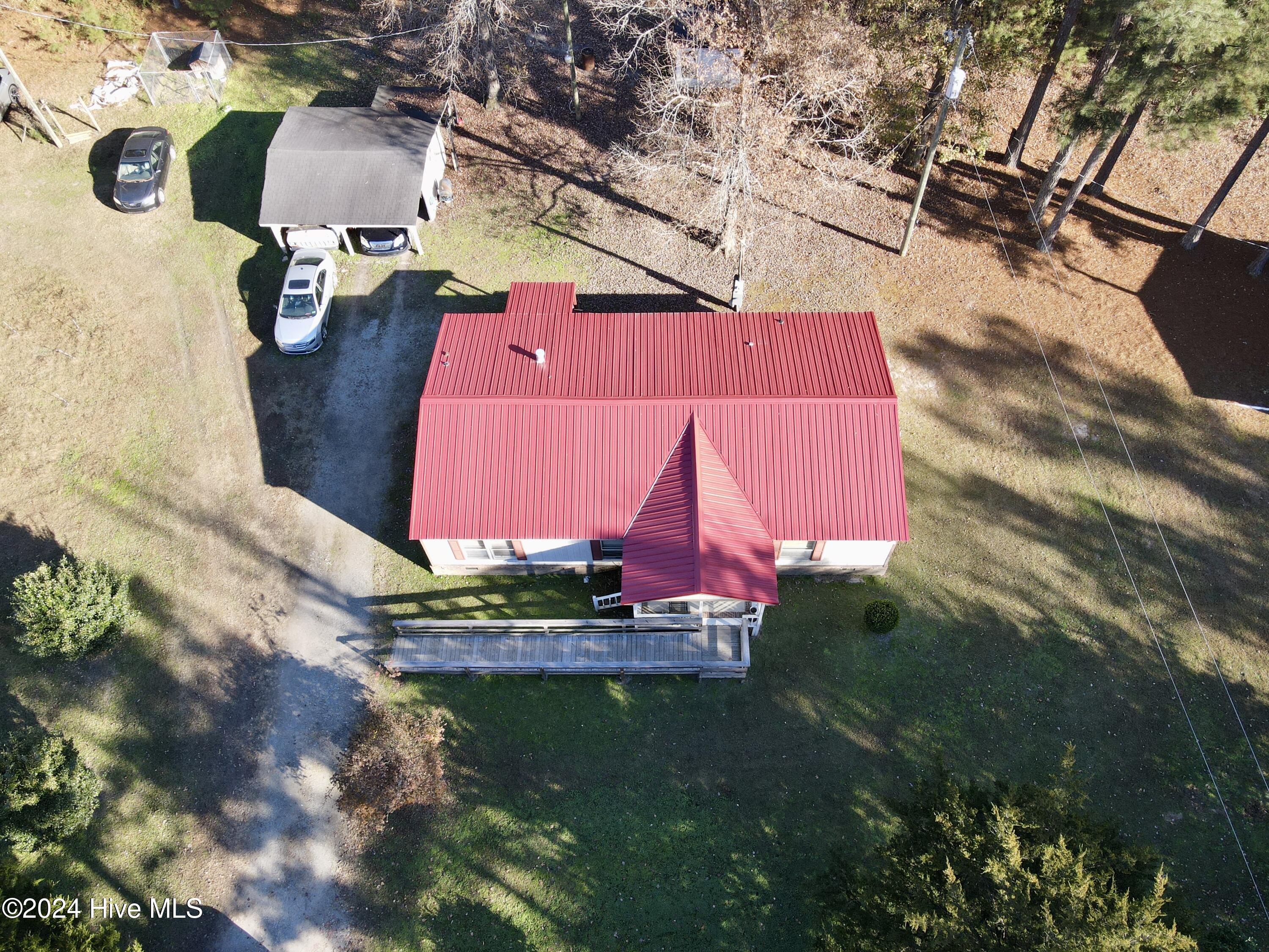 1109 Beegee Lane Property Photo 9