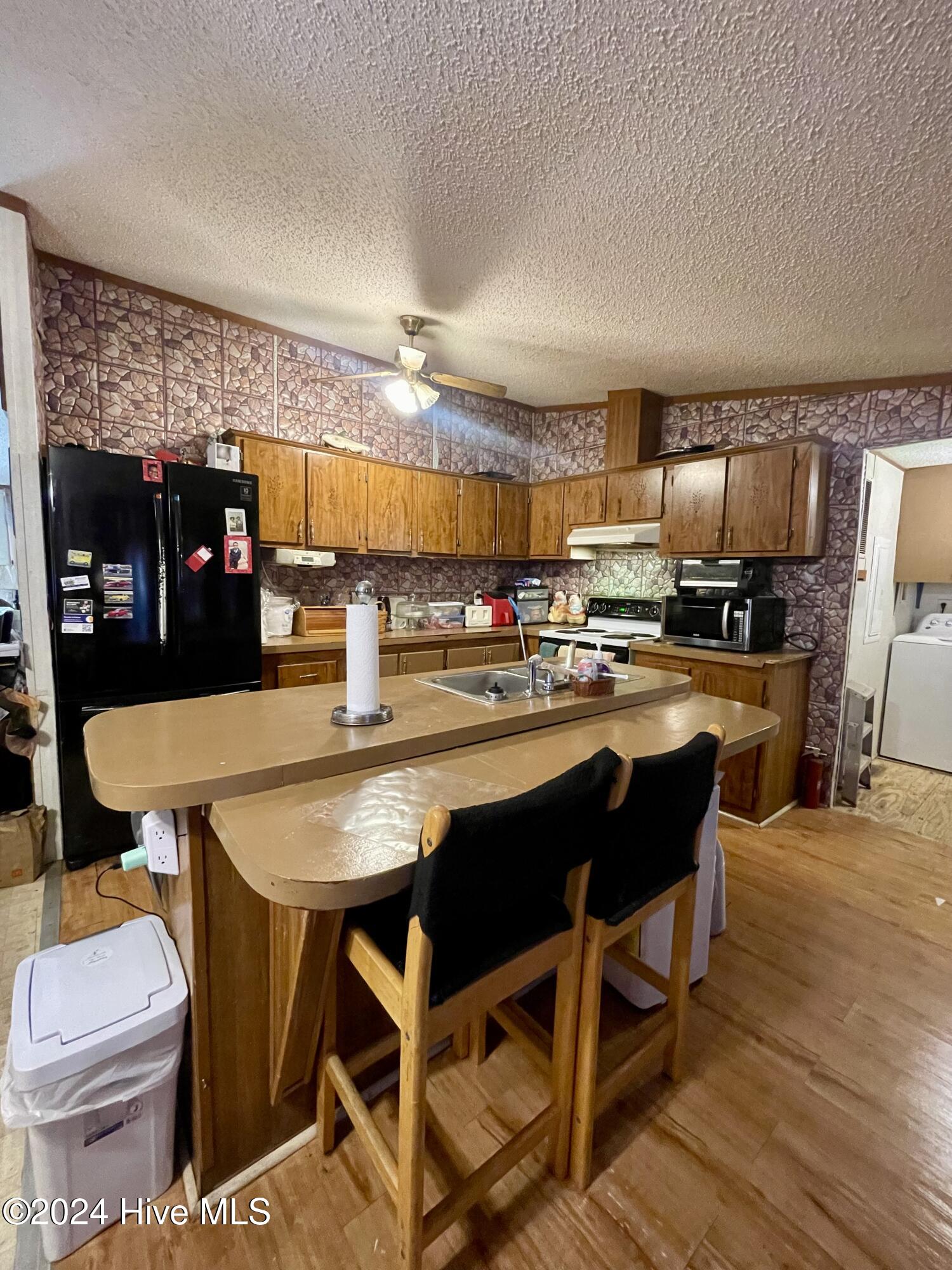 1109 Beegee Lane Property Photo 16