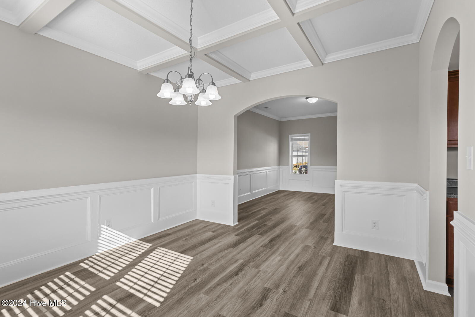 913 Roswell Lane Property Photo 11
