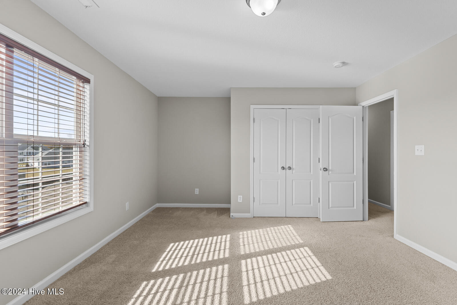 913 Roswell Lane Property Photo 34