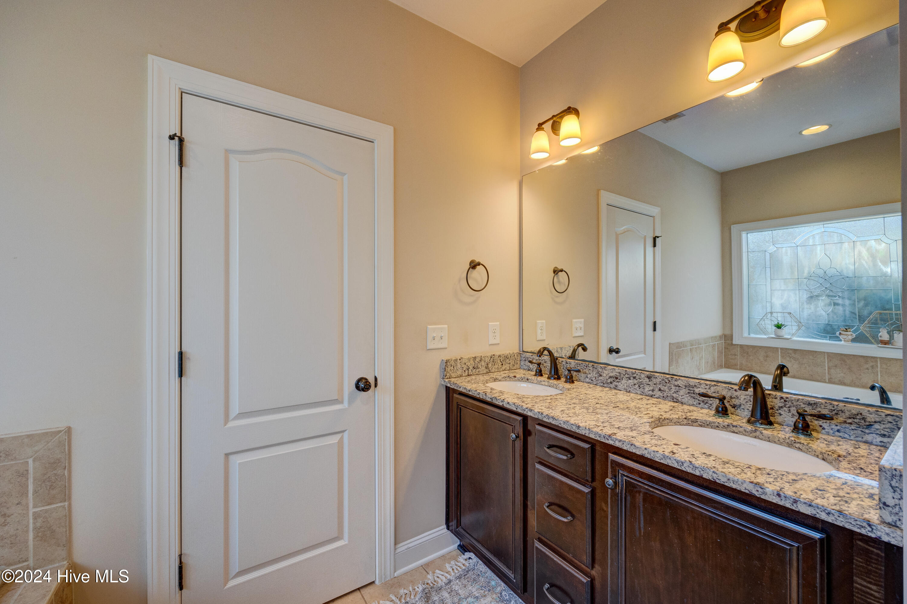 270 Hydrangea Lane Property Photo 24