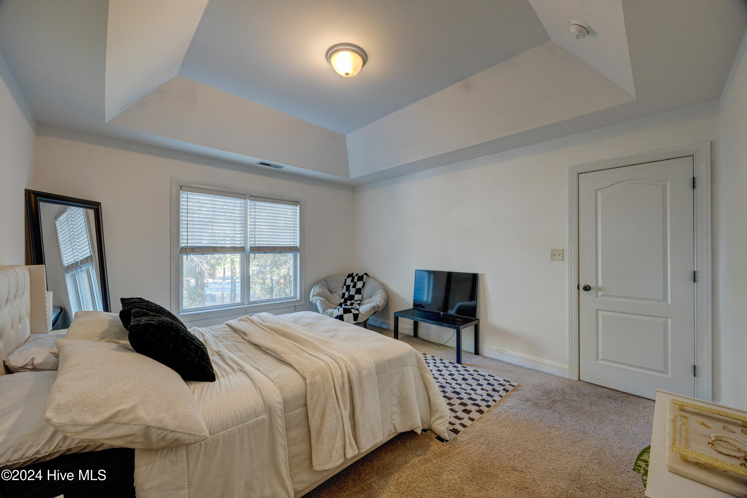 270 Hydrangea Lane Property Photo 32