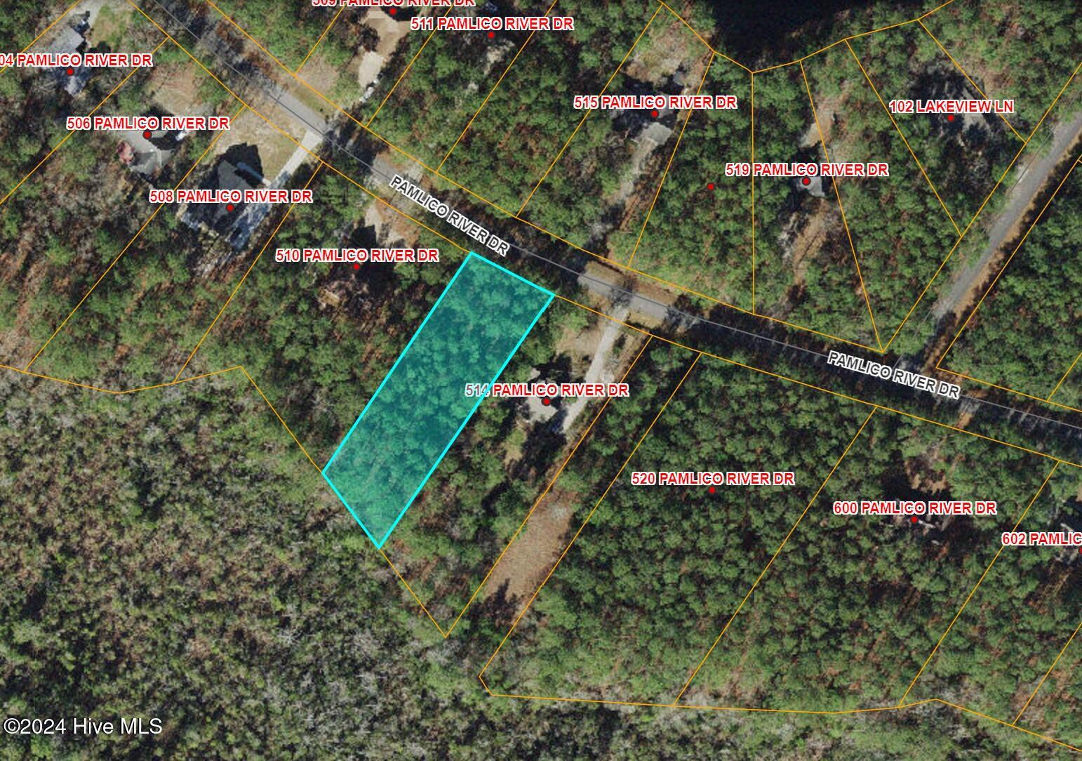 512 Pamlico River Drive Property Photo 1