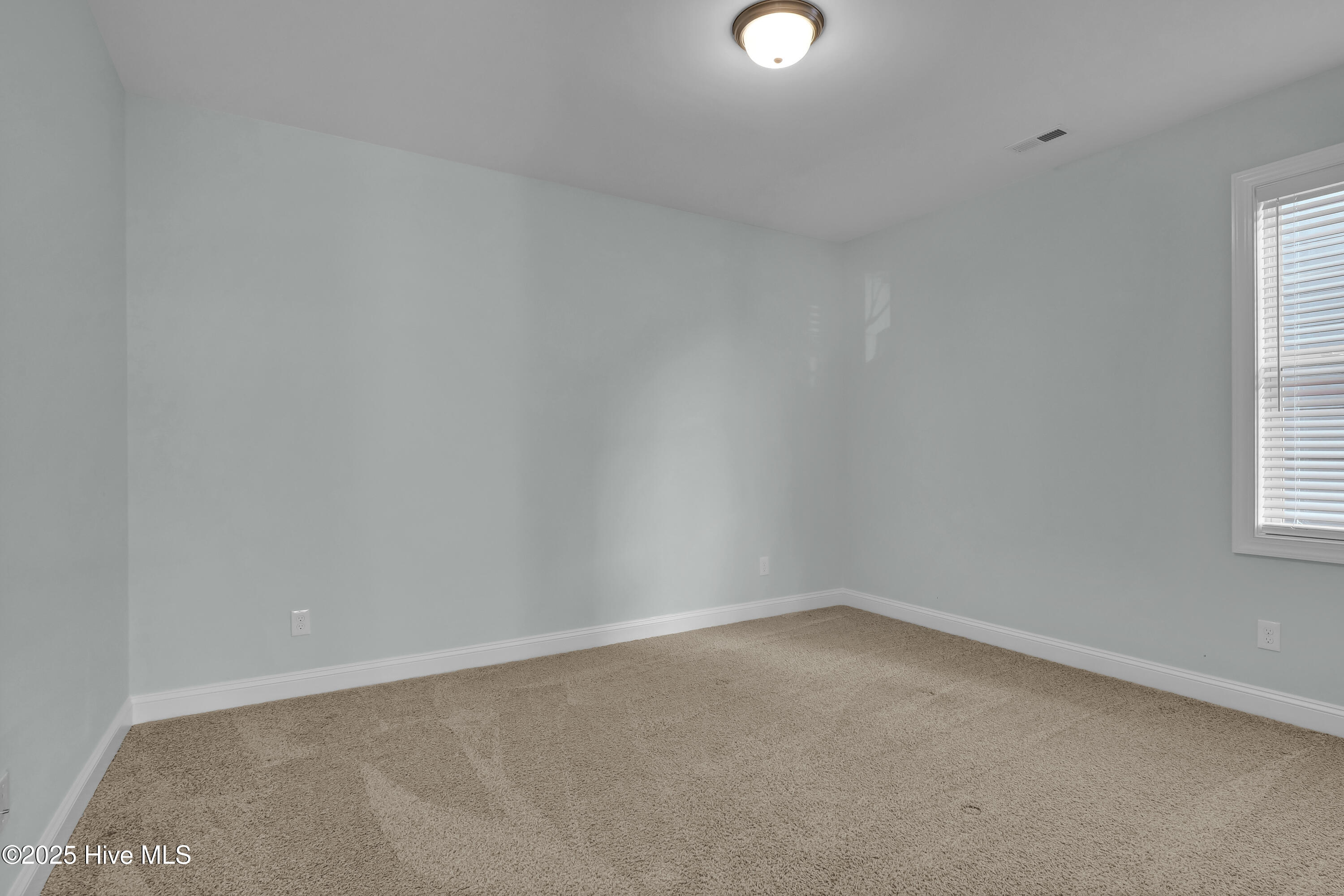 653 Edgerton Drive Property Photo 23