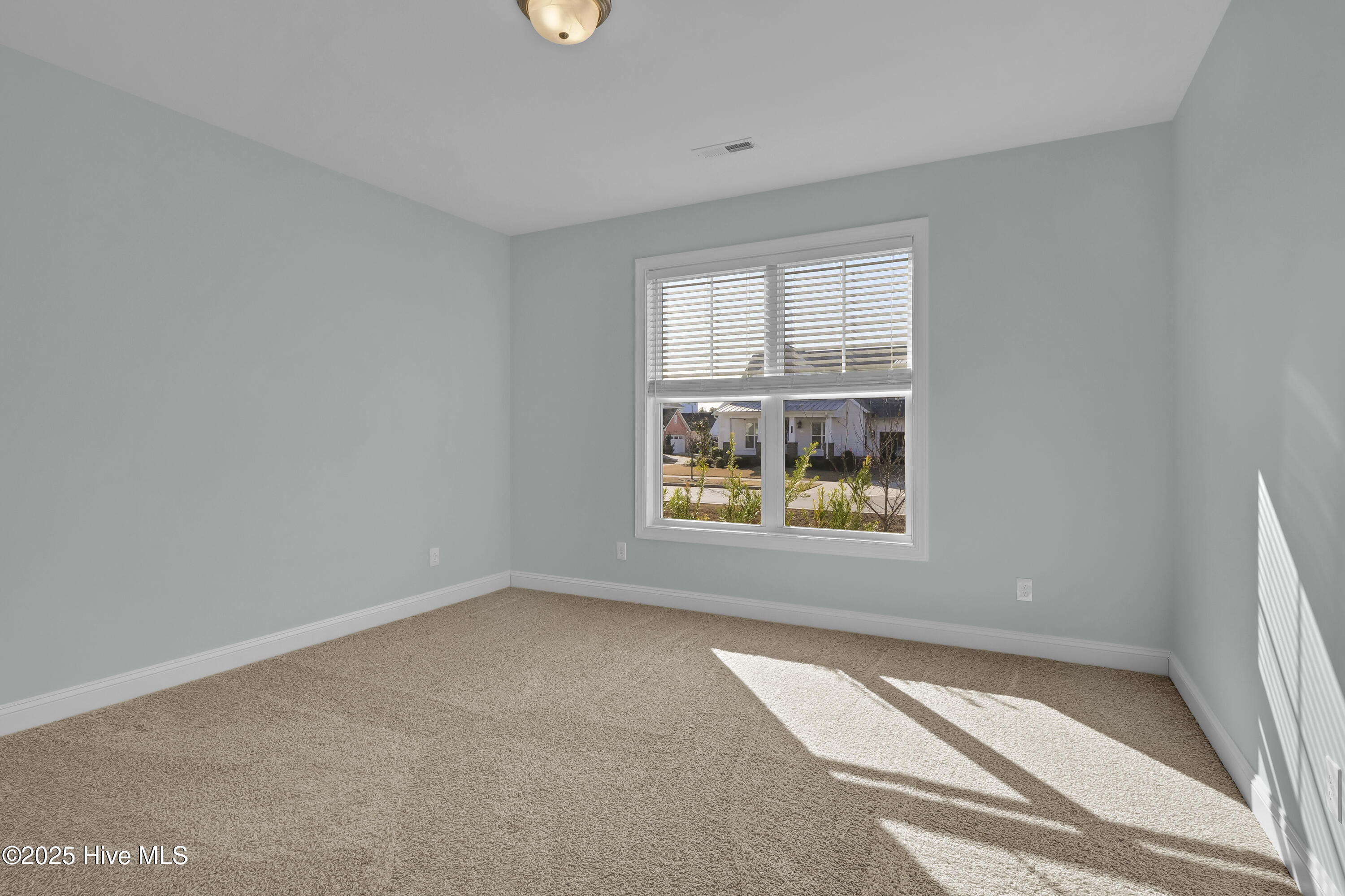 653 Edgerton Drive Property Photo 26