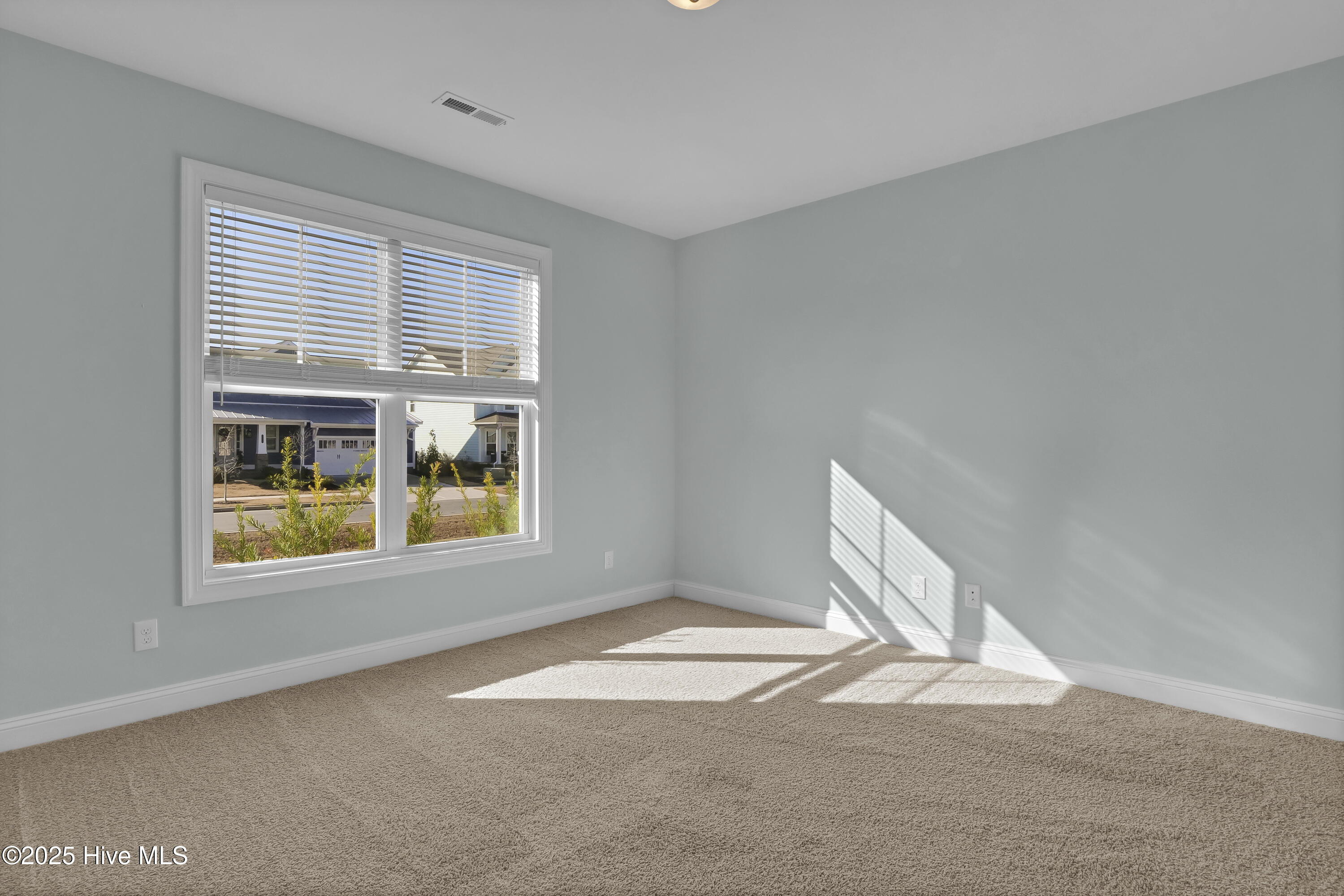 653 Edgerton Drive Property Photo 27