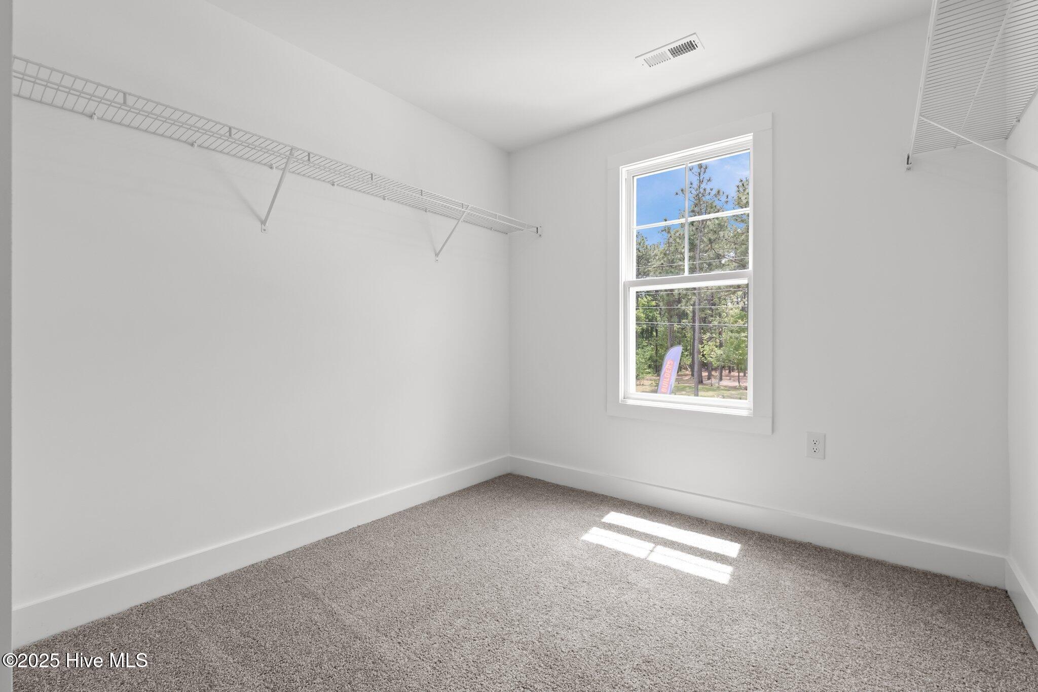 1571 Scull Road Property Photo 21