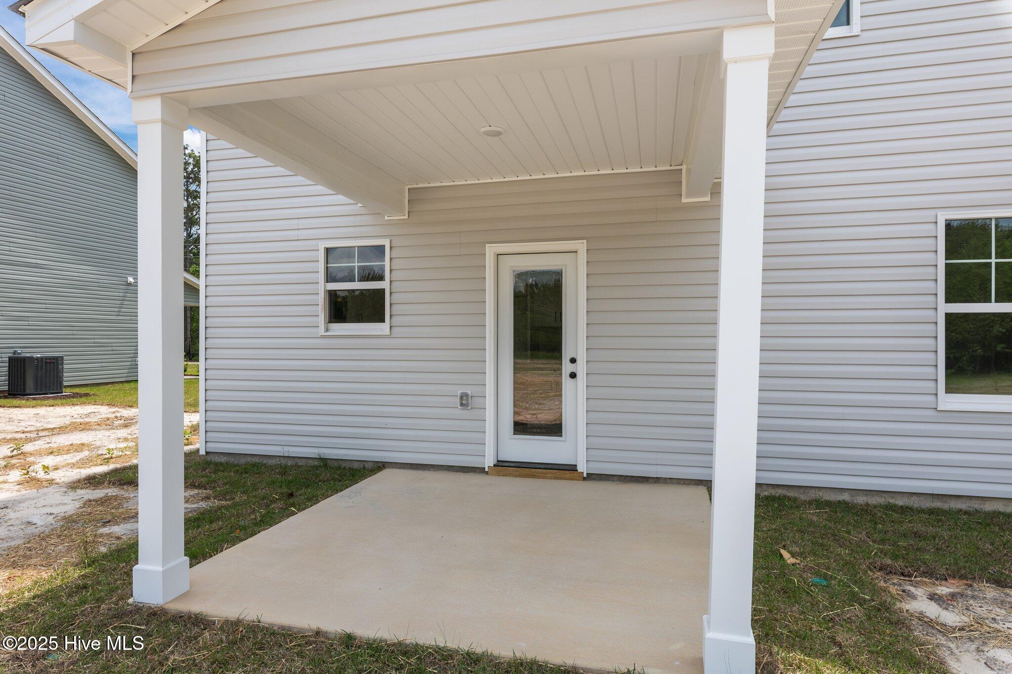 1571 Scull Road Property Photo 34