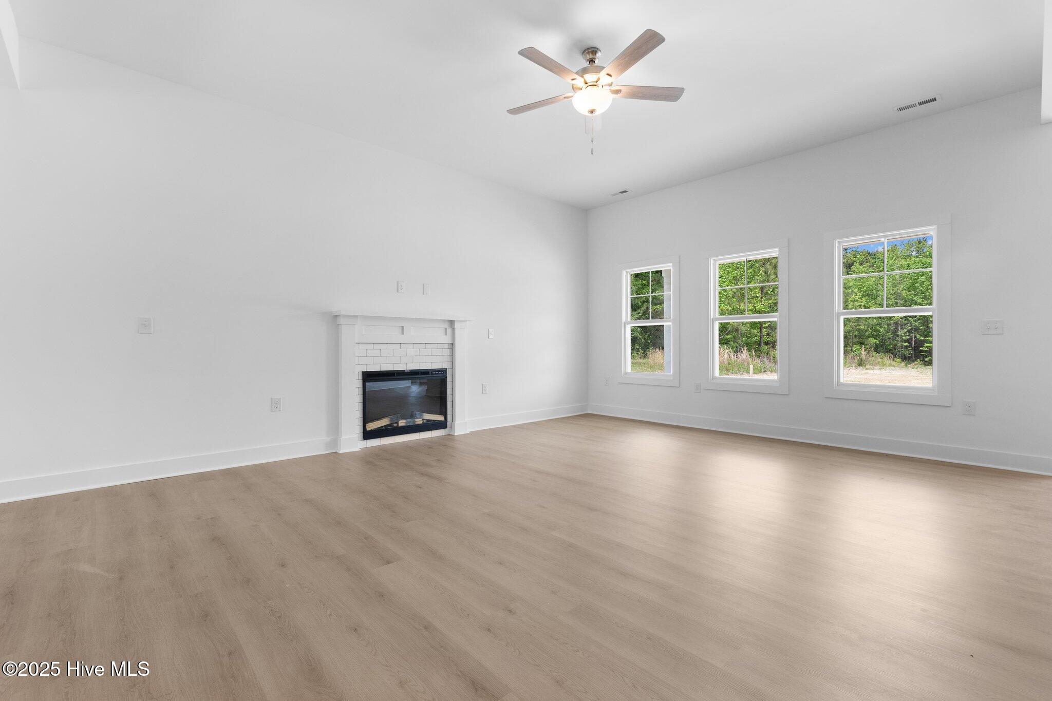 1559 Scull Road Property Photo 13