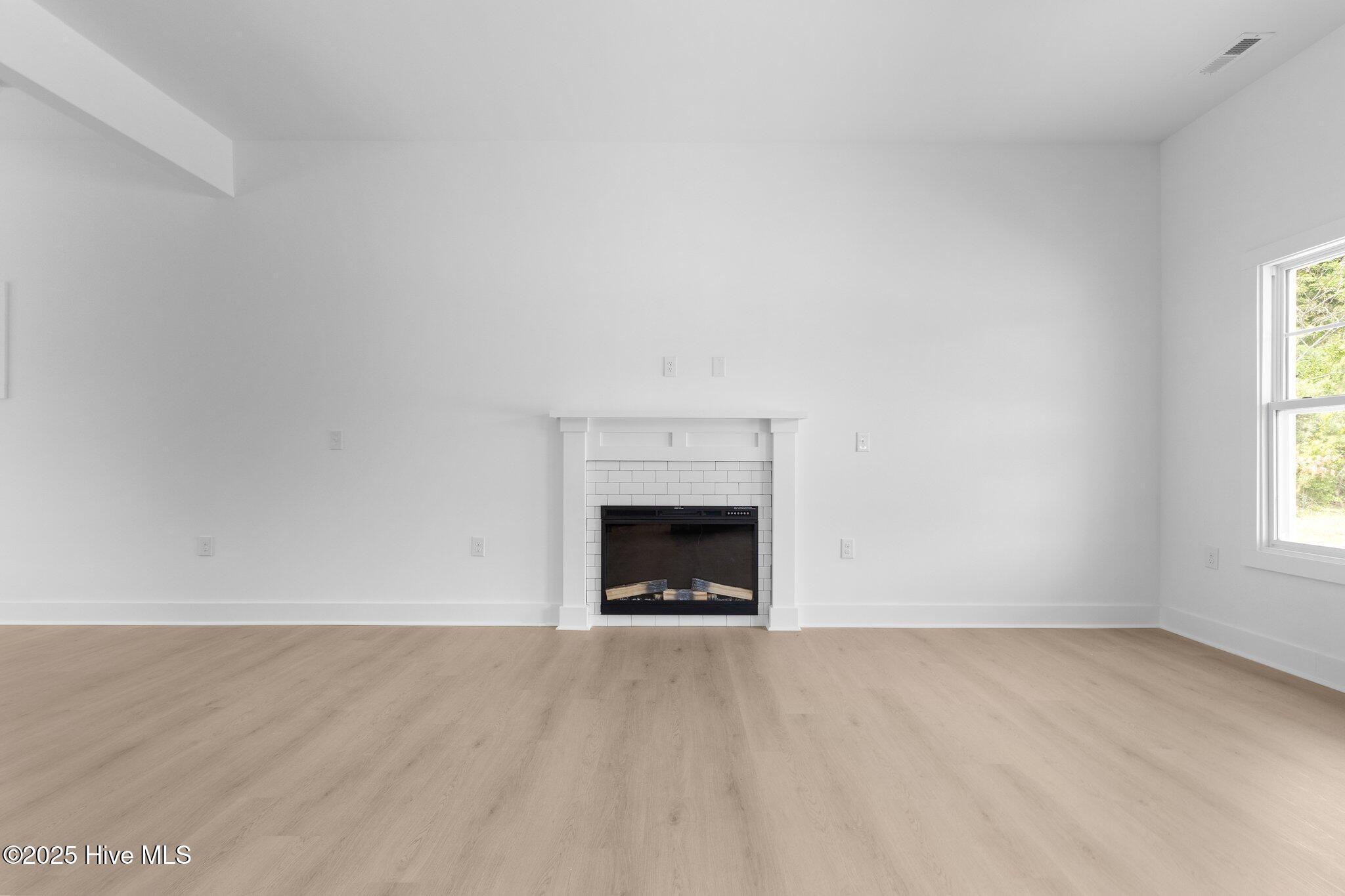 1559 Scull Road Property Photo 14