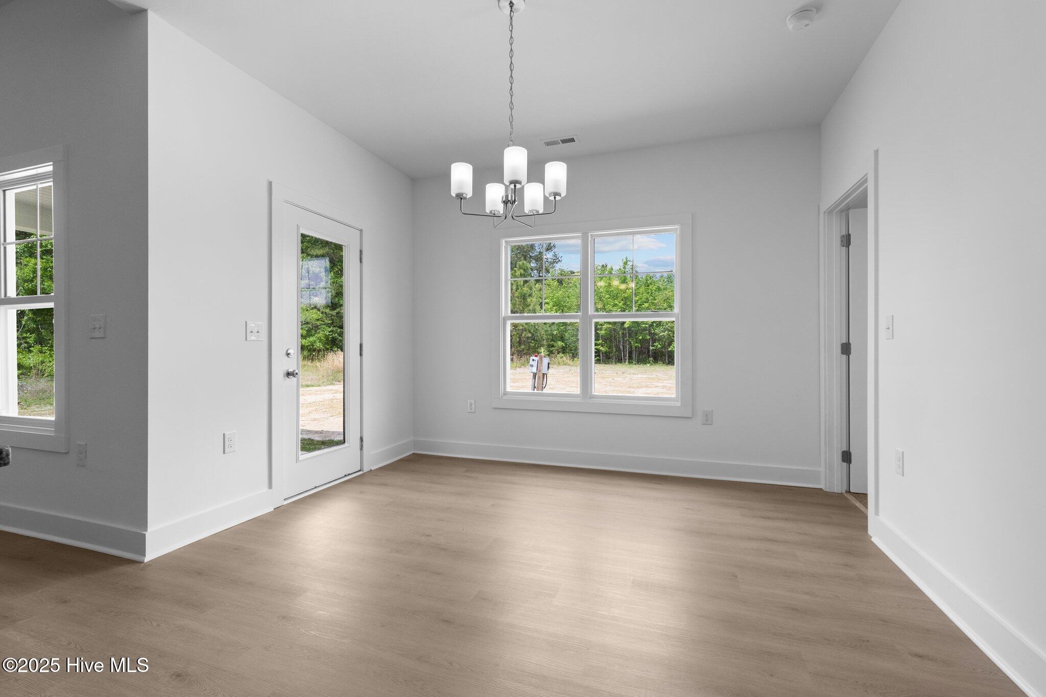 1559 Scull Road Property Photo 17