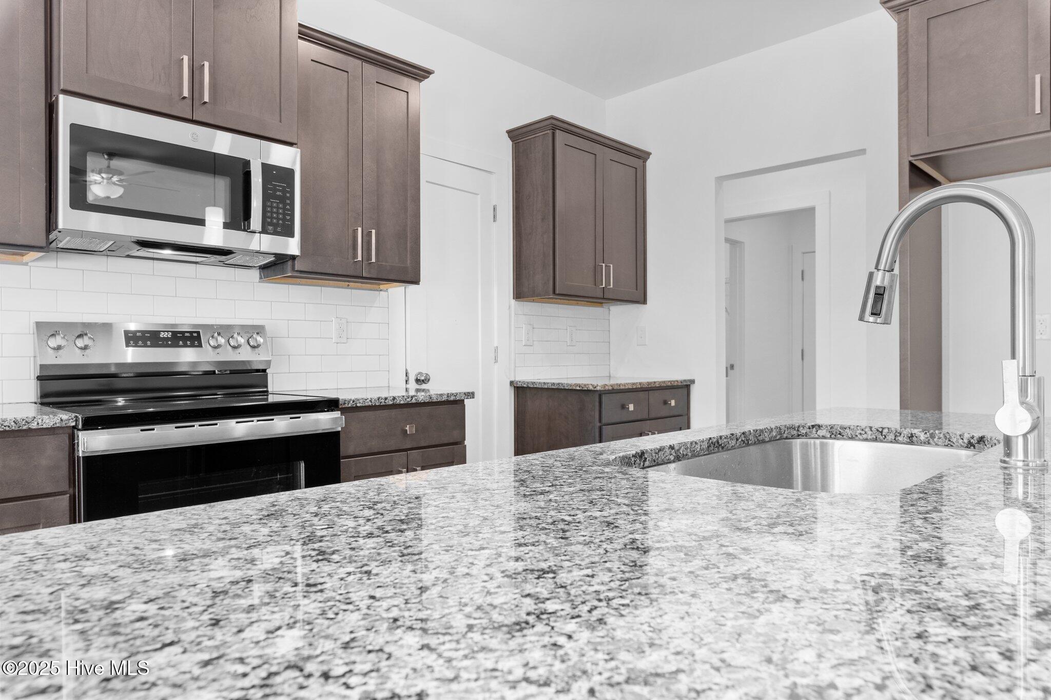 1559 Scull Road Property Photo 29