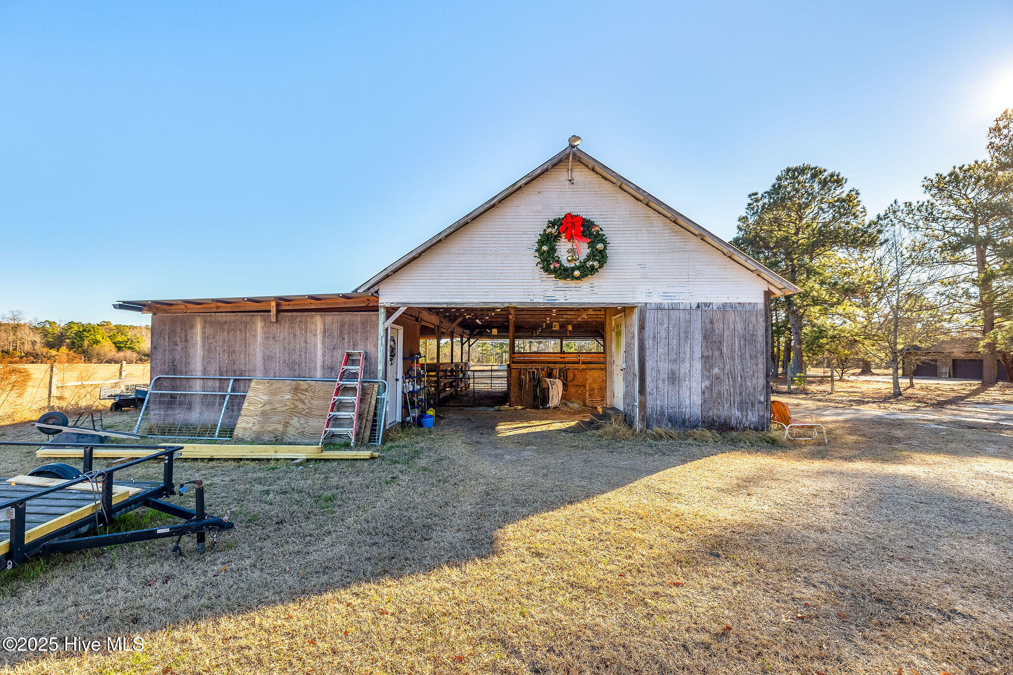 5199 Tobacco Road Property Photo 8