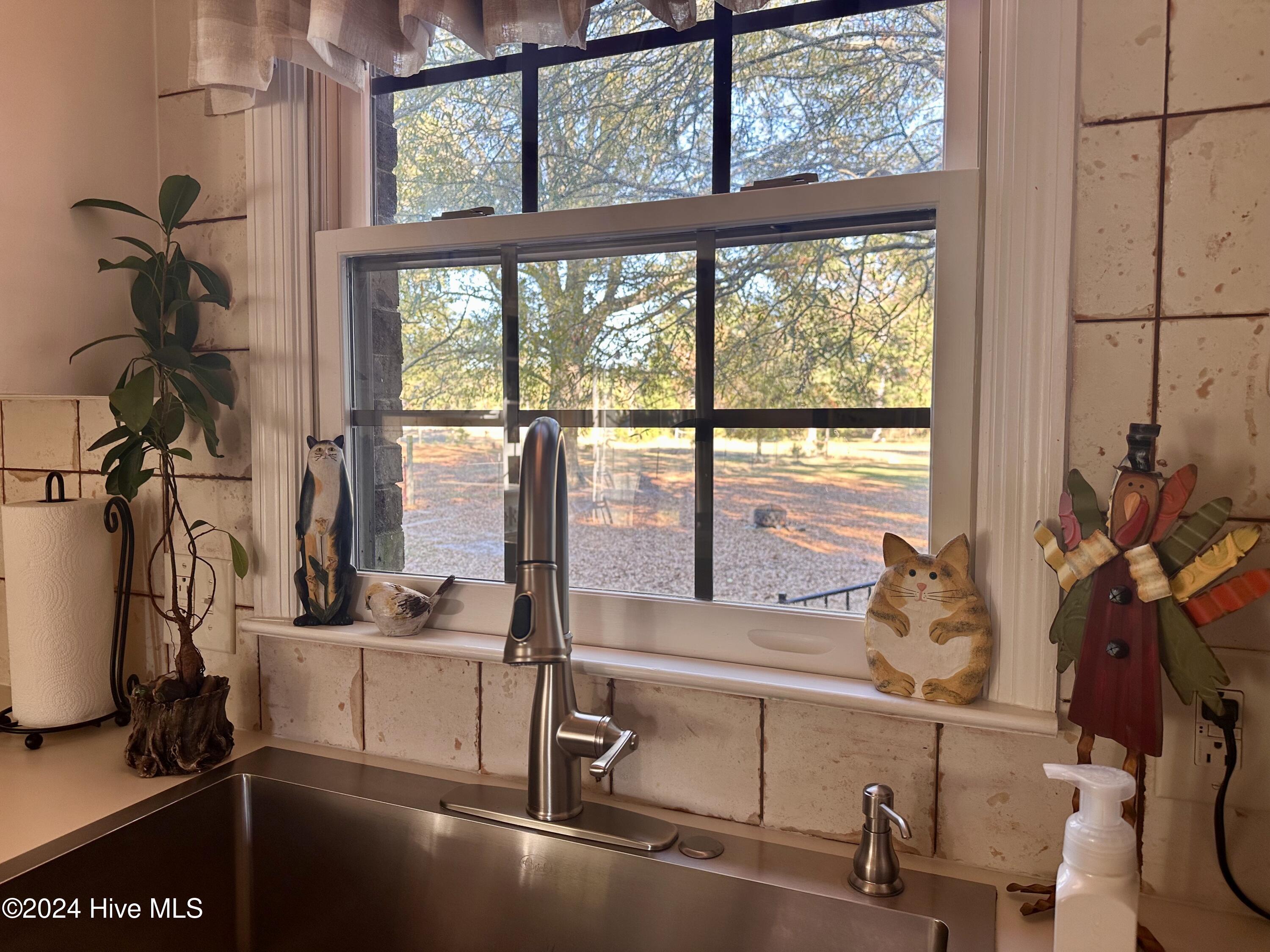 5199 Tobacco Road Property Photo 29