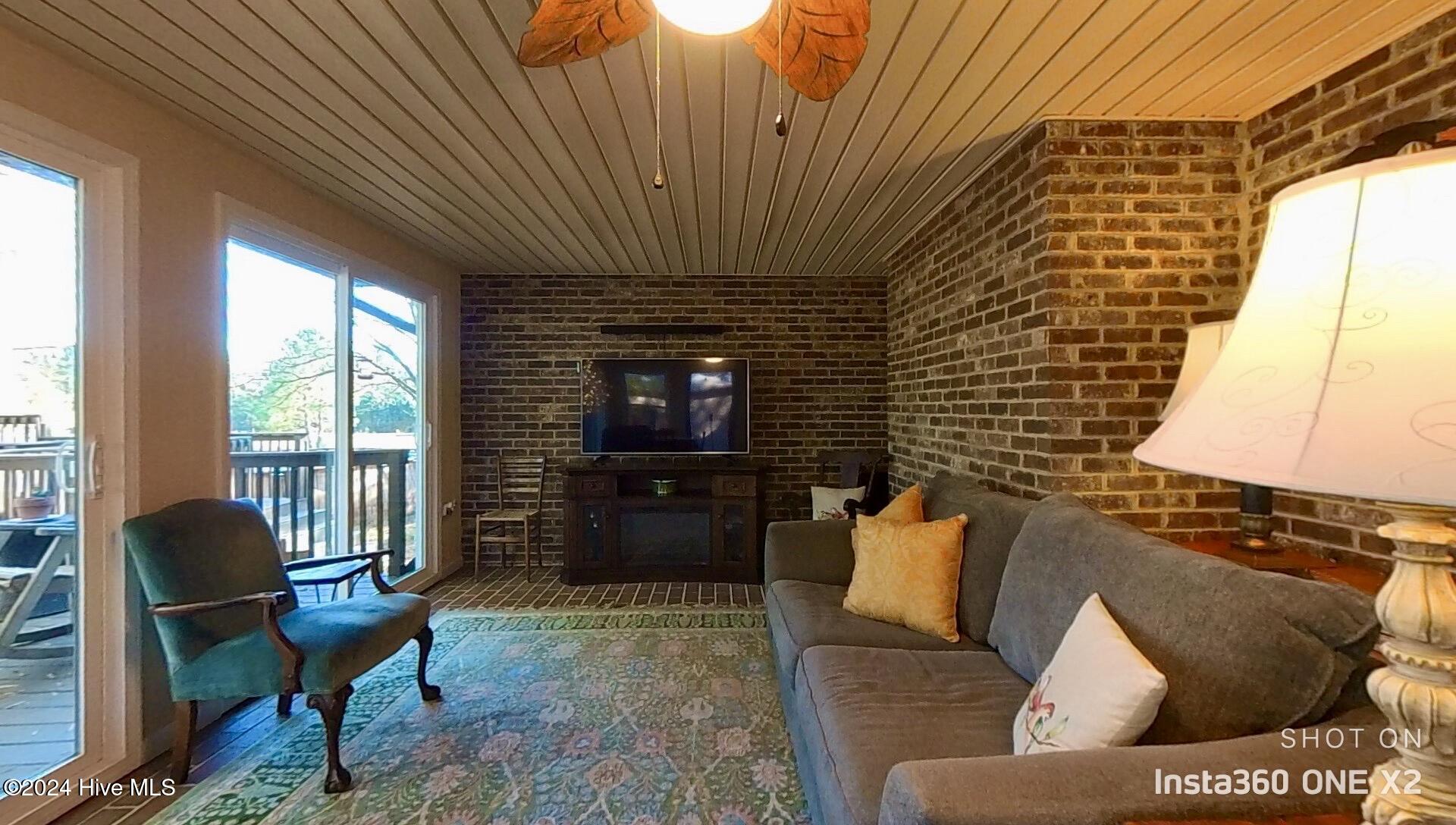 5199 Tobacco Road Property Photo 46