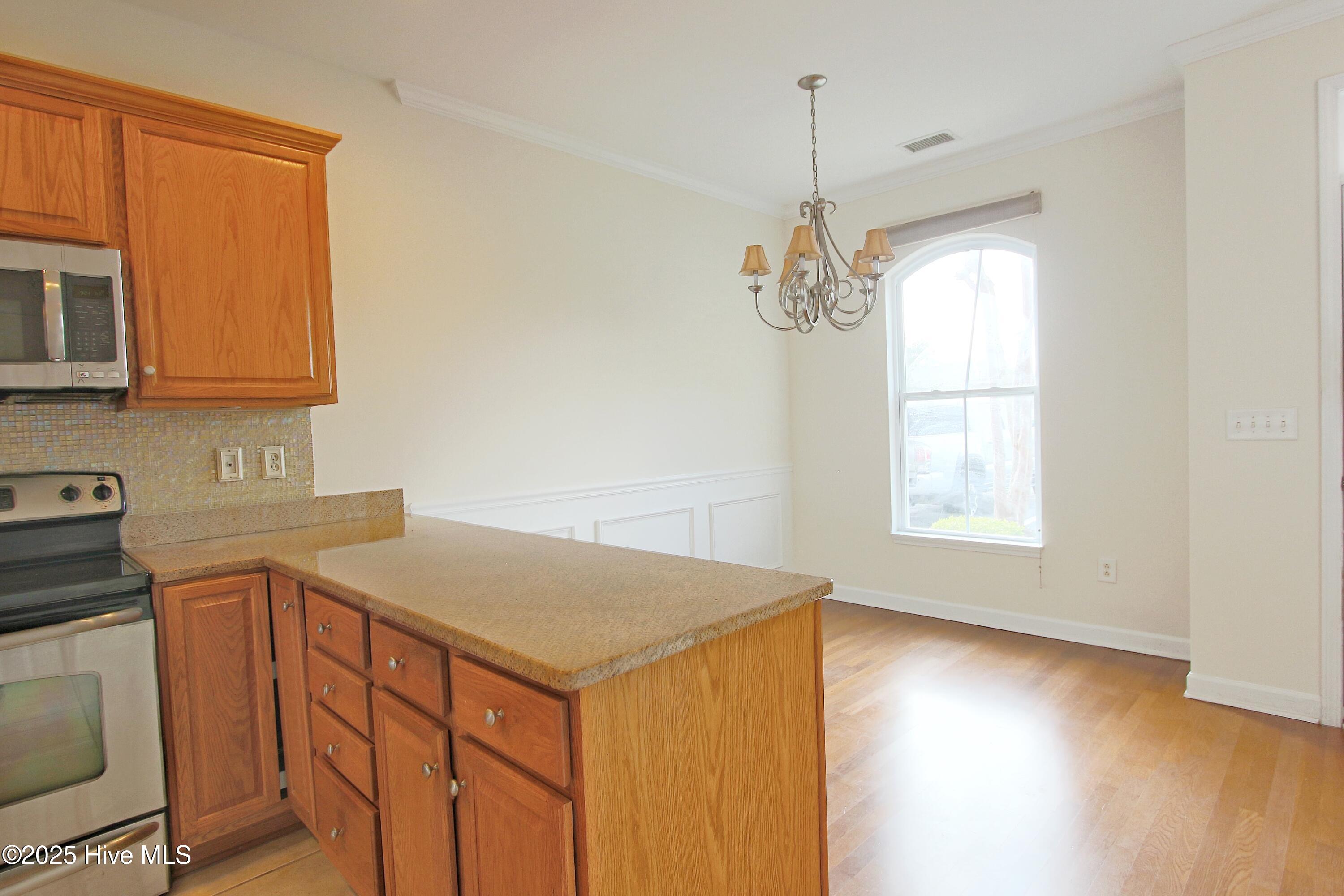 7602 High Market Street Unit 5 Property Photo 3