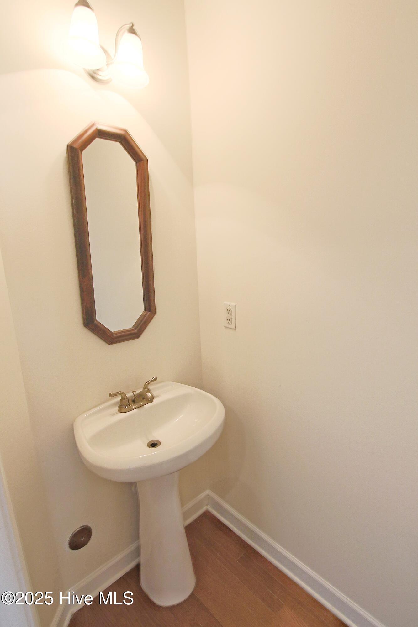7602 High Market Street Unit 5 Property Photo 18