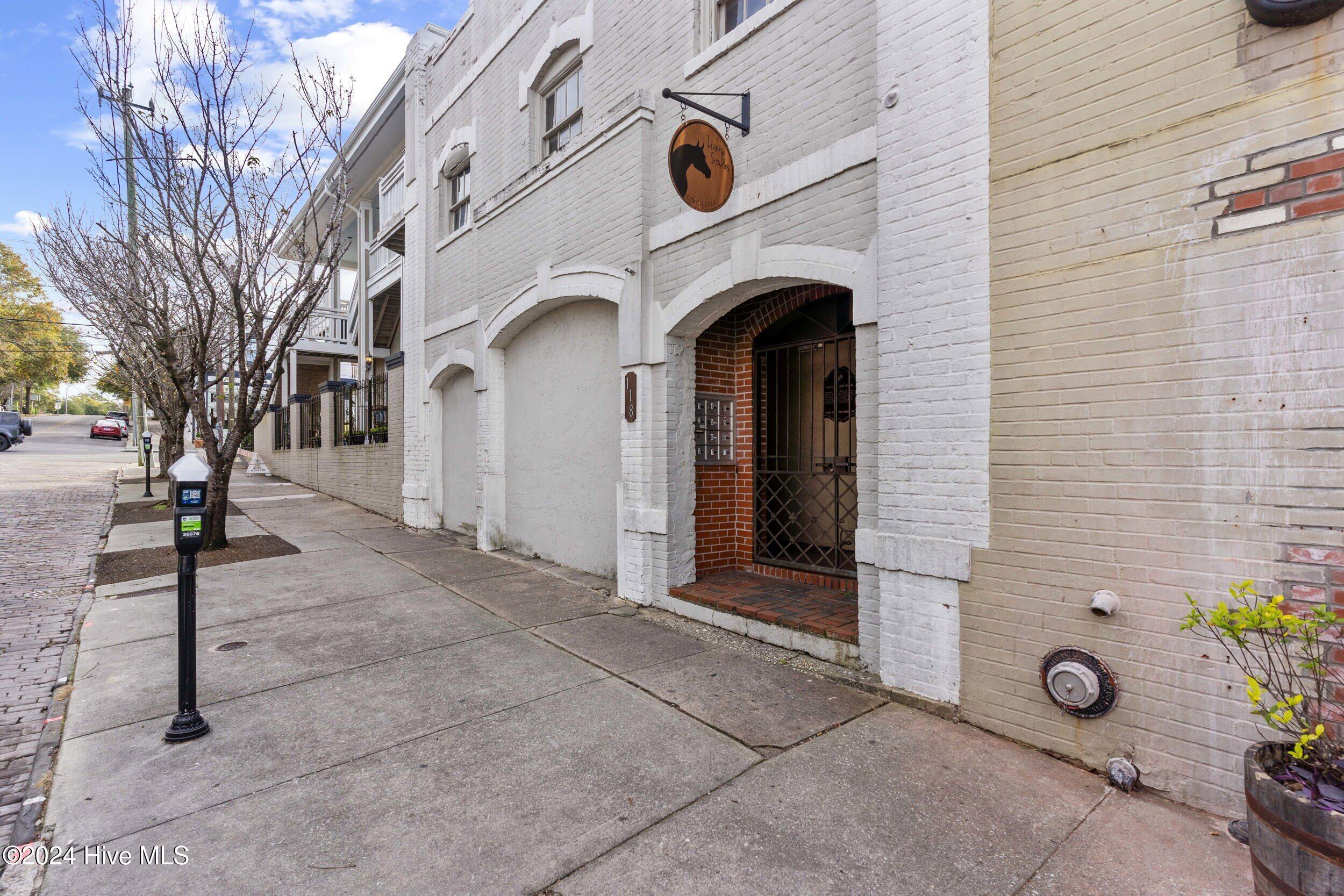 118 Dock Street Apt 5 Property Photo