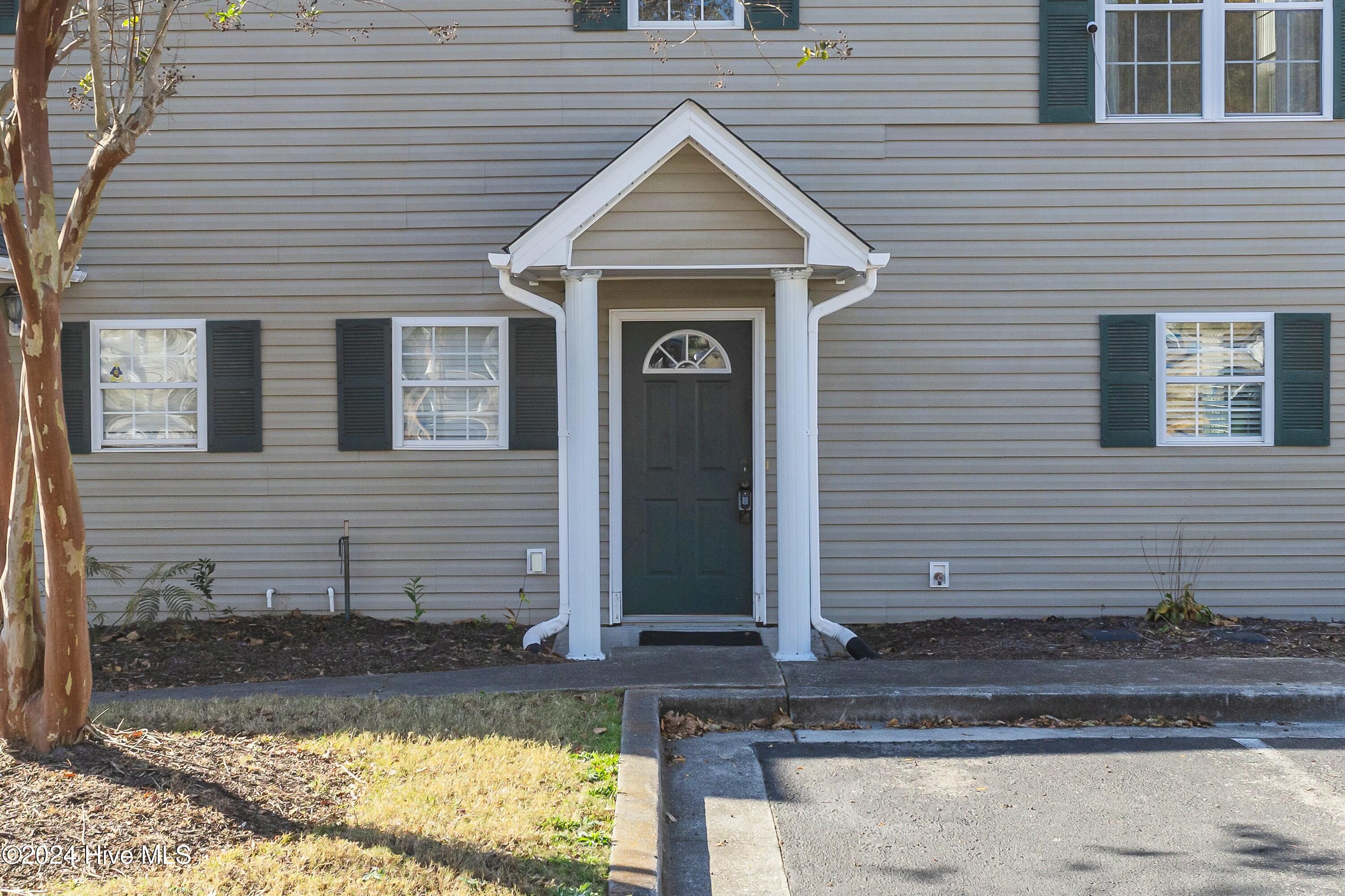 2113 Market Street Property Photo 4