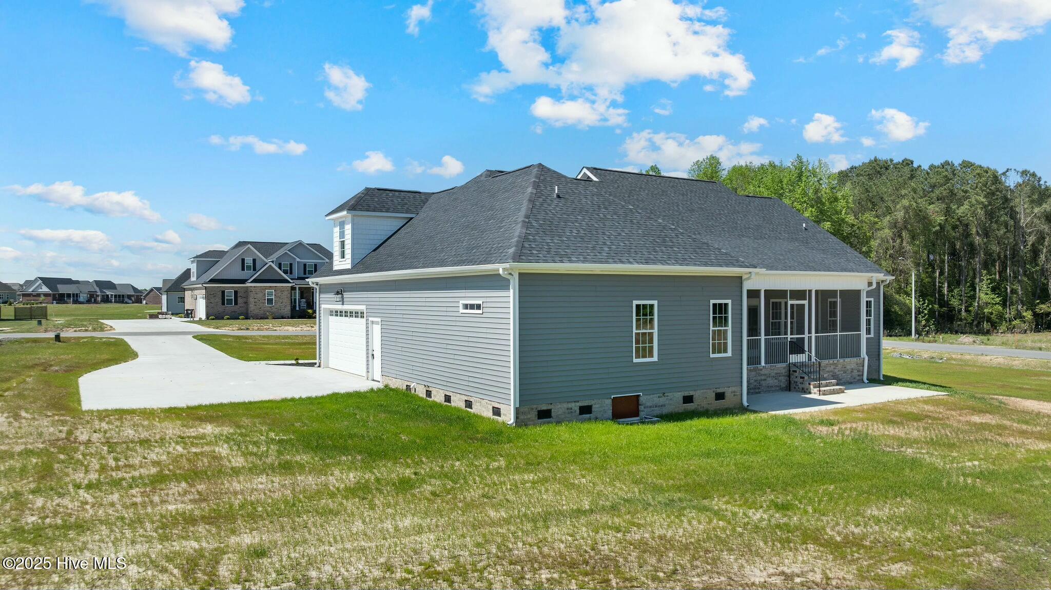 606 Pickens Drive Property Photo 4