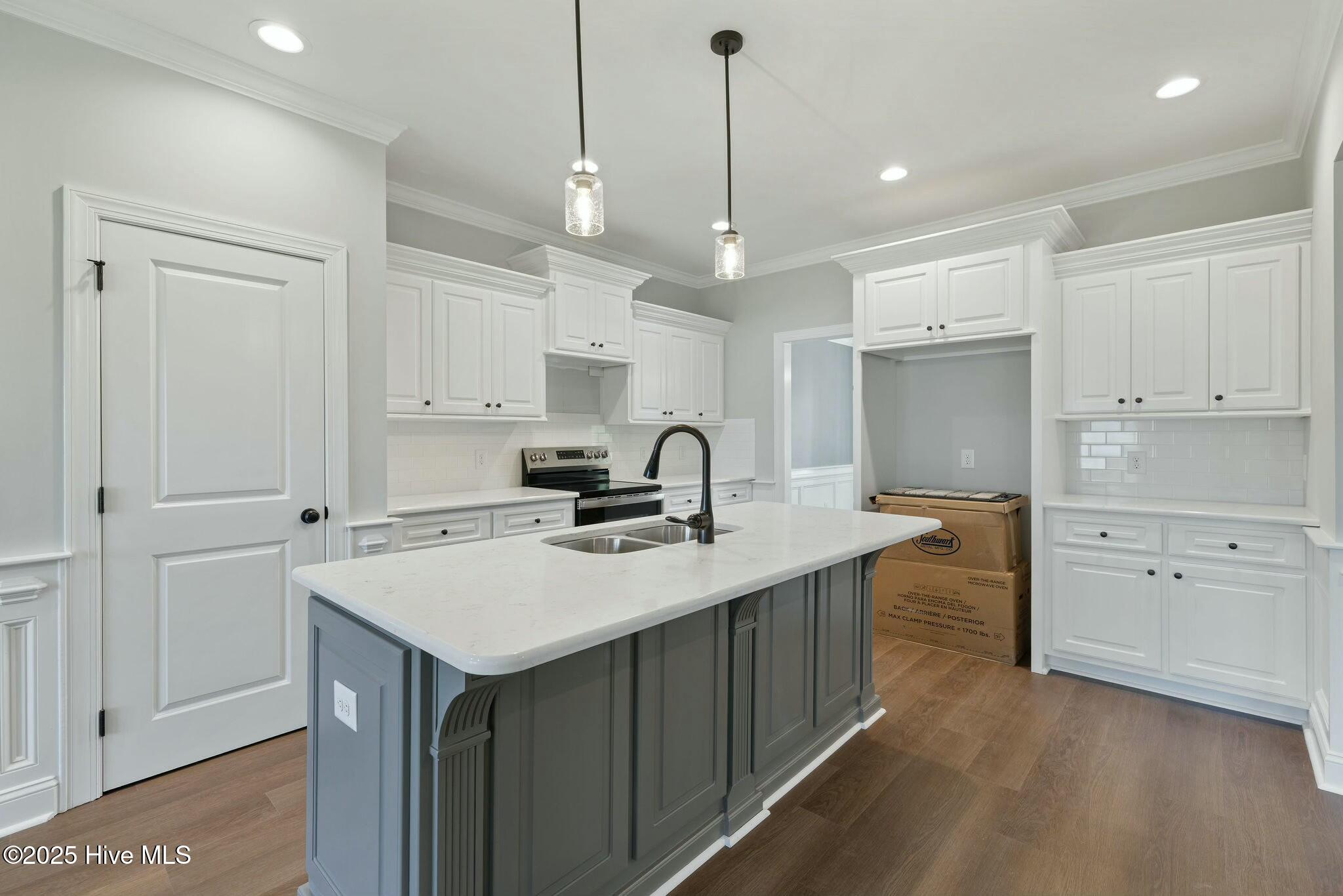606 Pickens Drive Property Photo 16