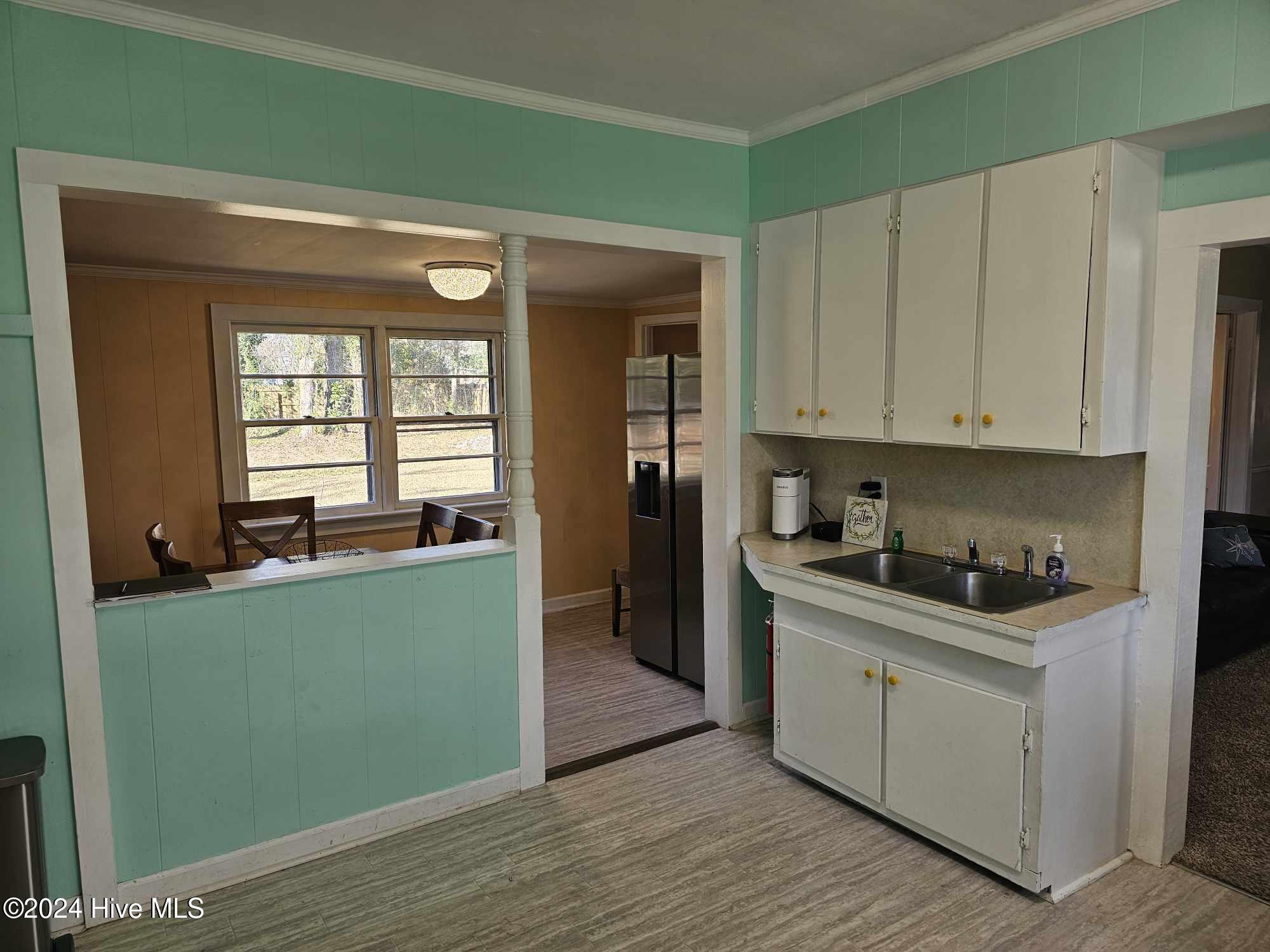 402 Warren Street Property Photo 25