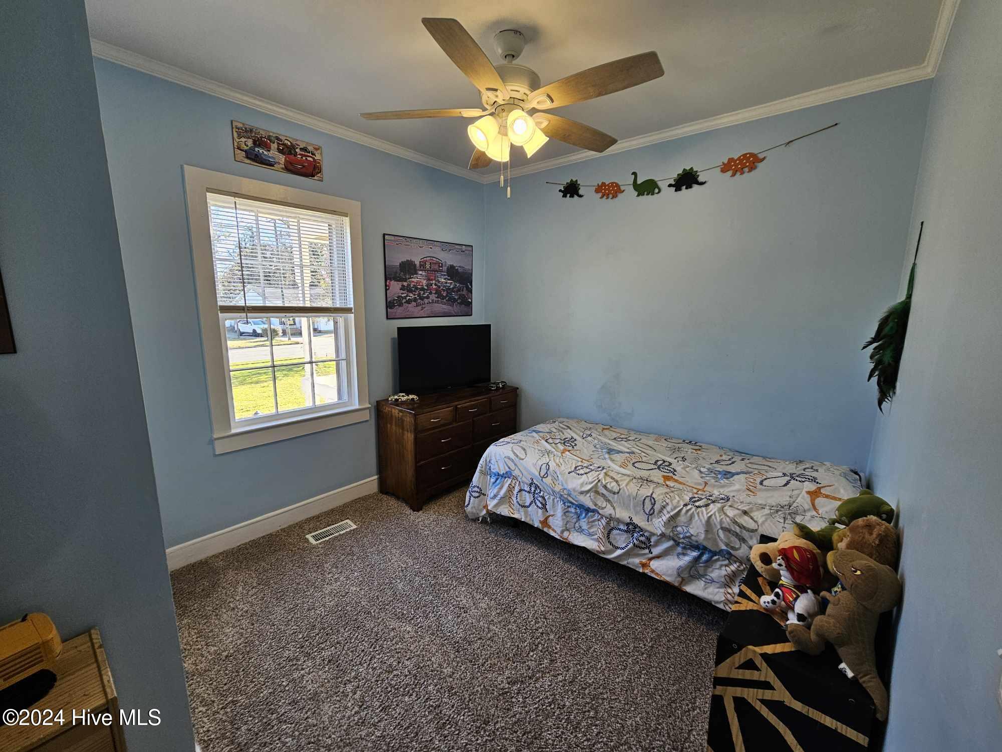 402 Warren Street Property Photo 33