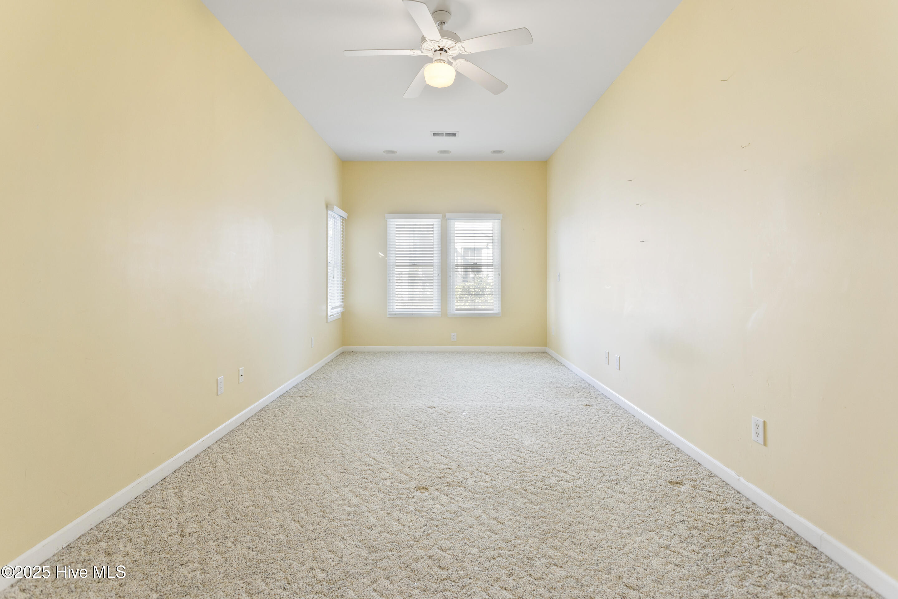 516 W Brunswick Street Property Photo 53