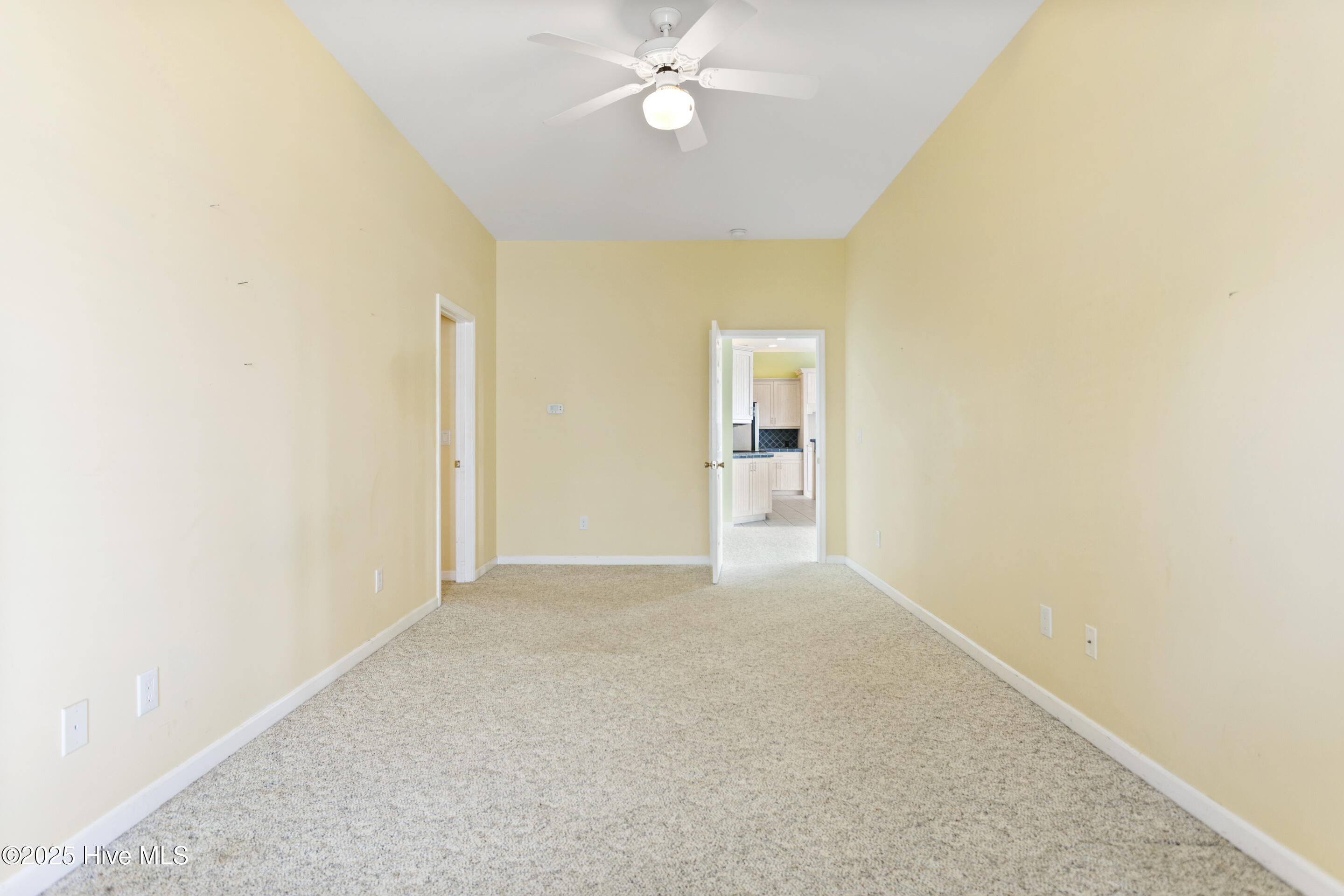 516 W Brunswick Street Property Photo 55