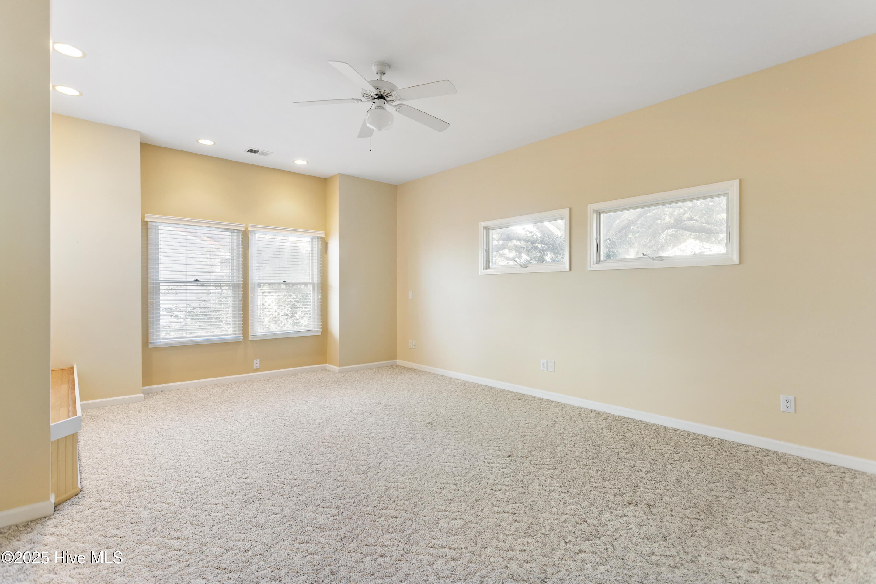 516 W Brunswick Street Property Photo 61