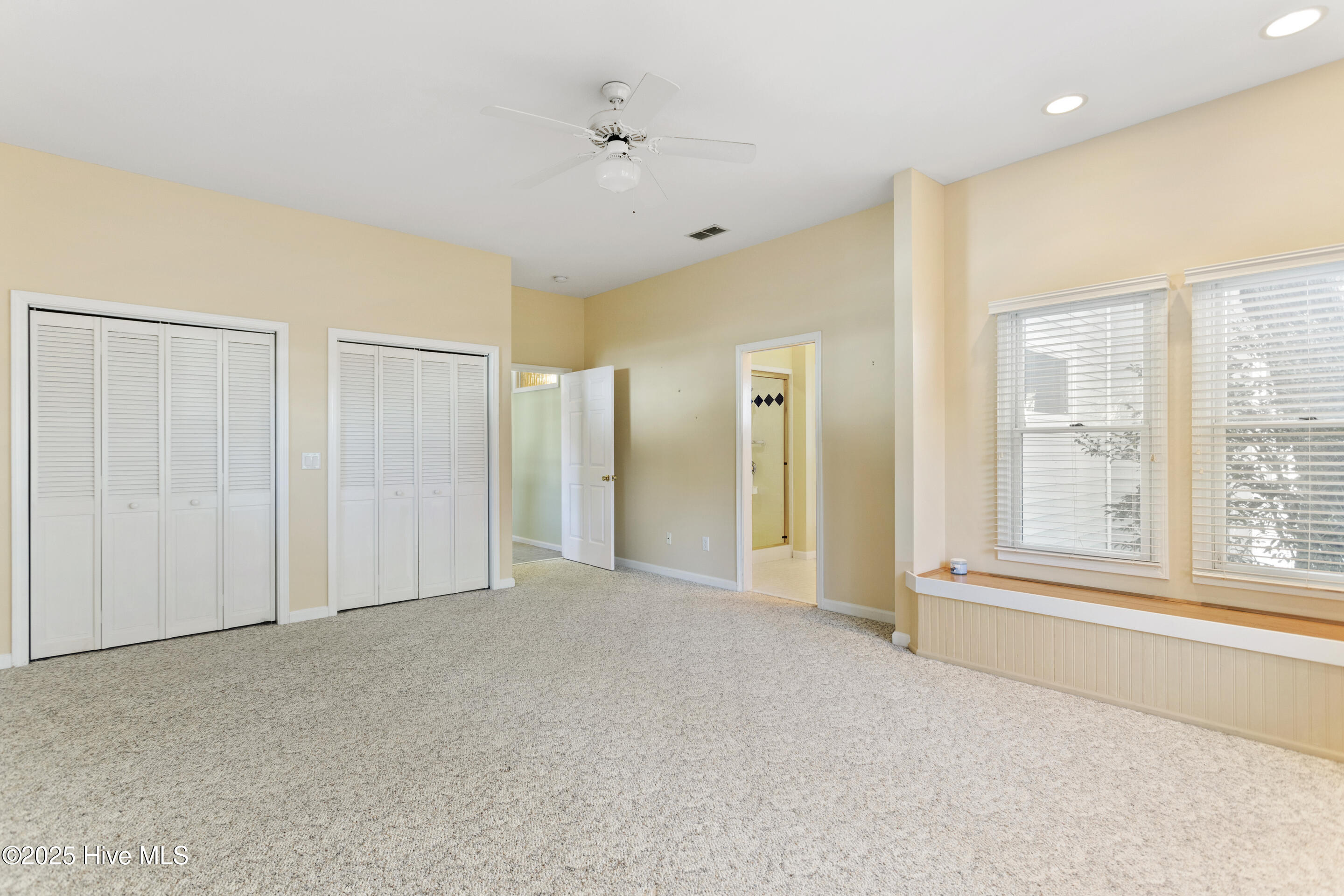 516 W Brunswick Street Property Photo 63