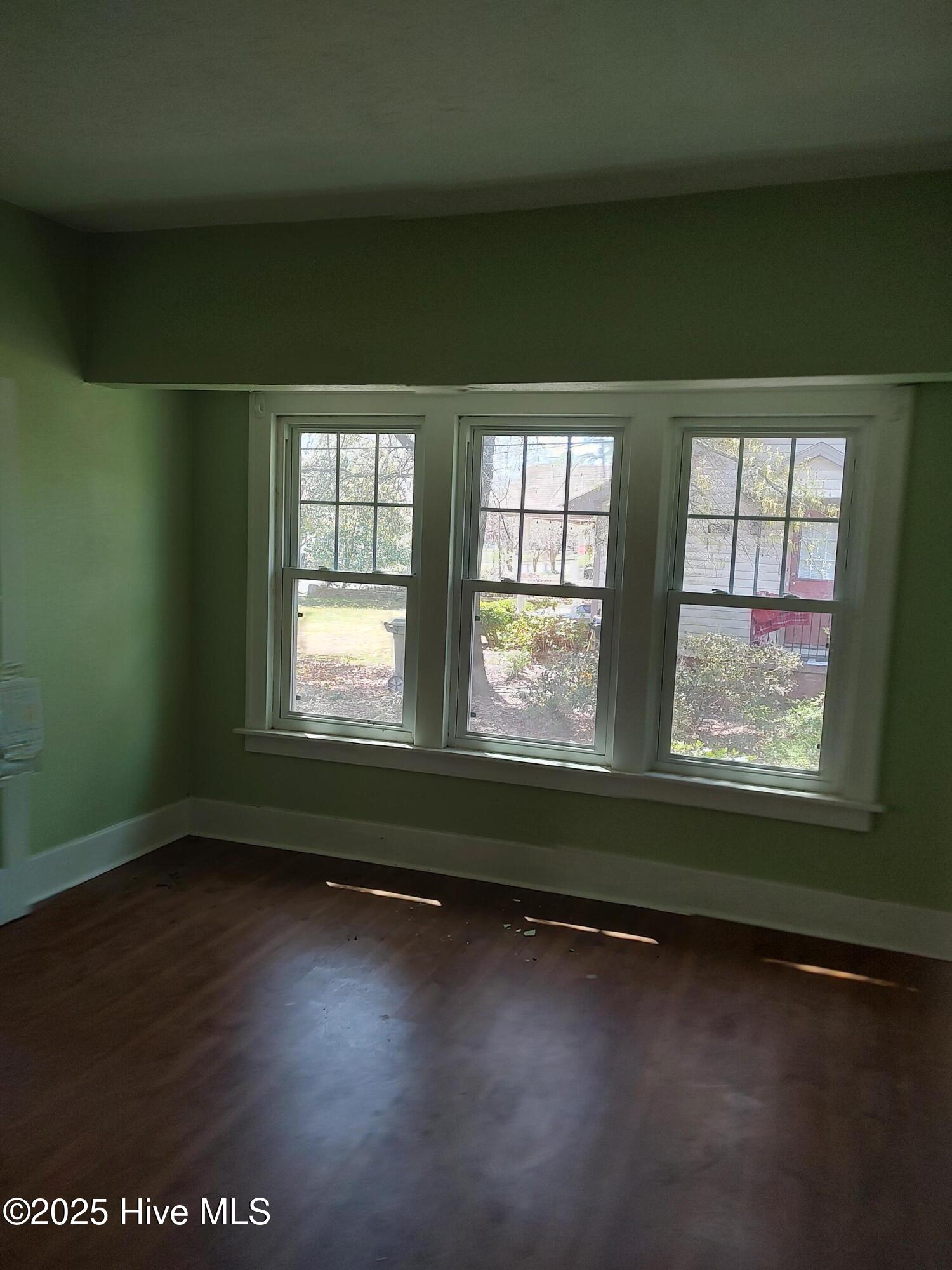409 N Chestnut Street Property Photo 14