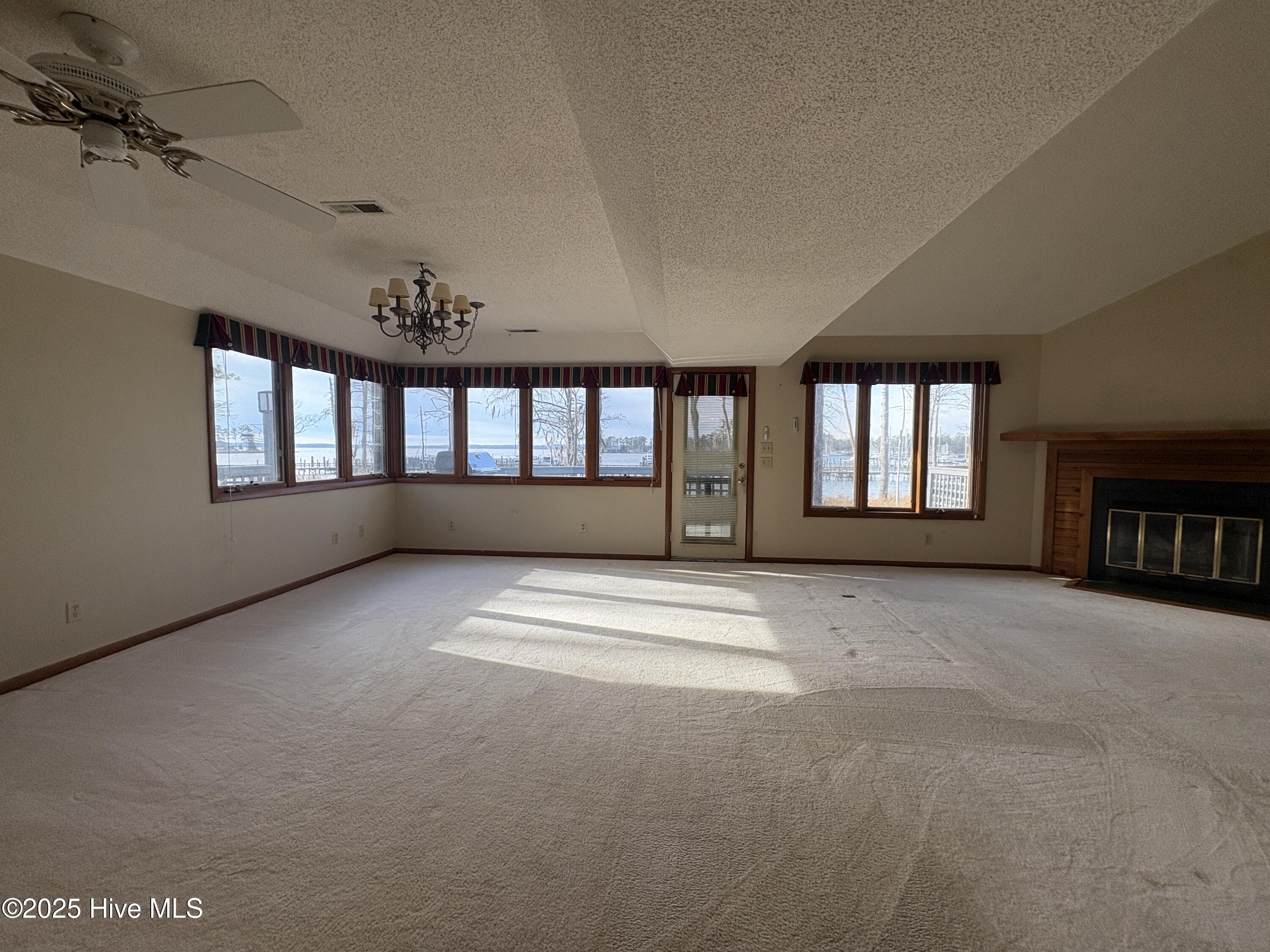 139 Paddle Wheel Circle Property Photo 57