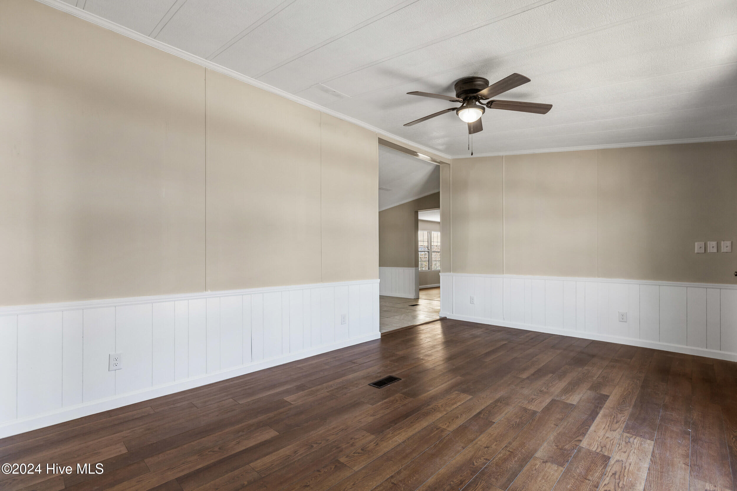609 Park Drive Property Photo 16