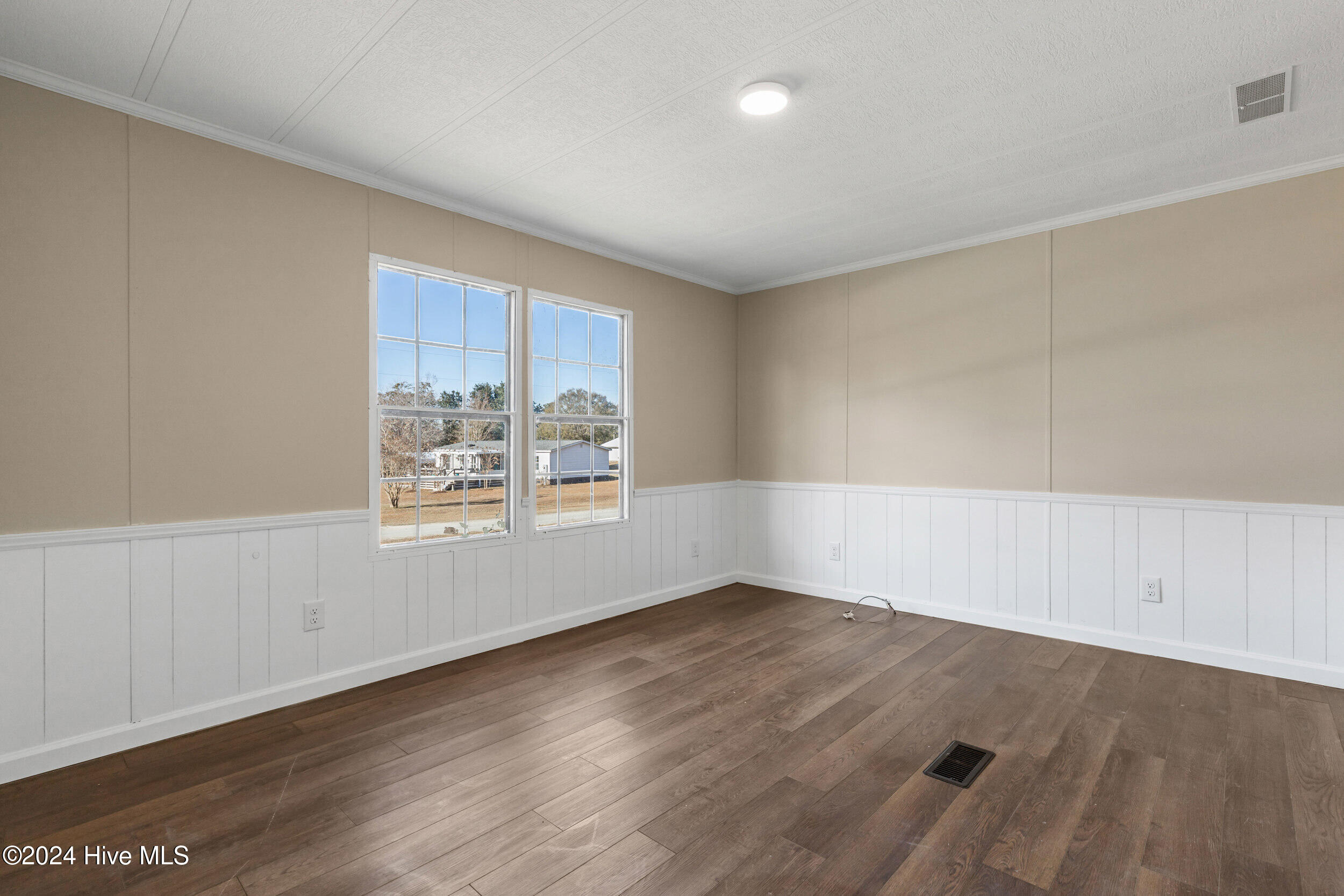 609 Park Drive Property Photo 17