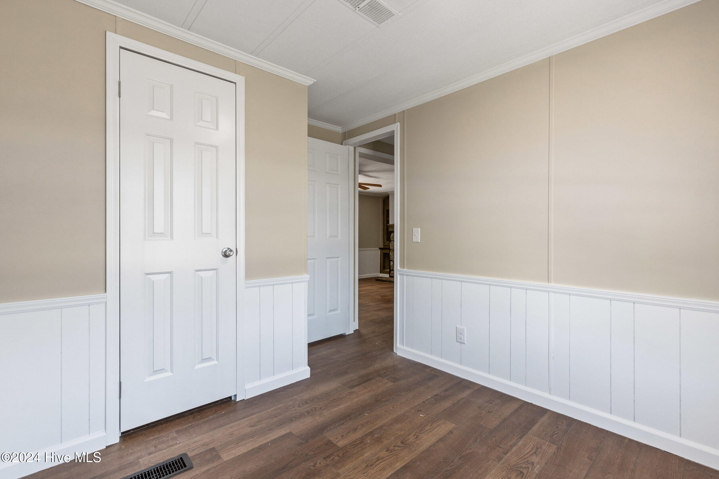 609 Park Drive Property Photo 25