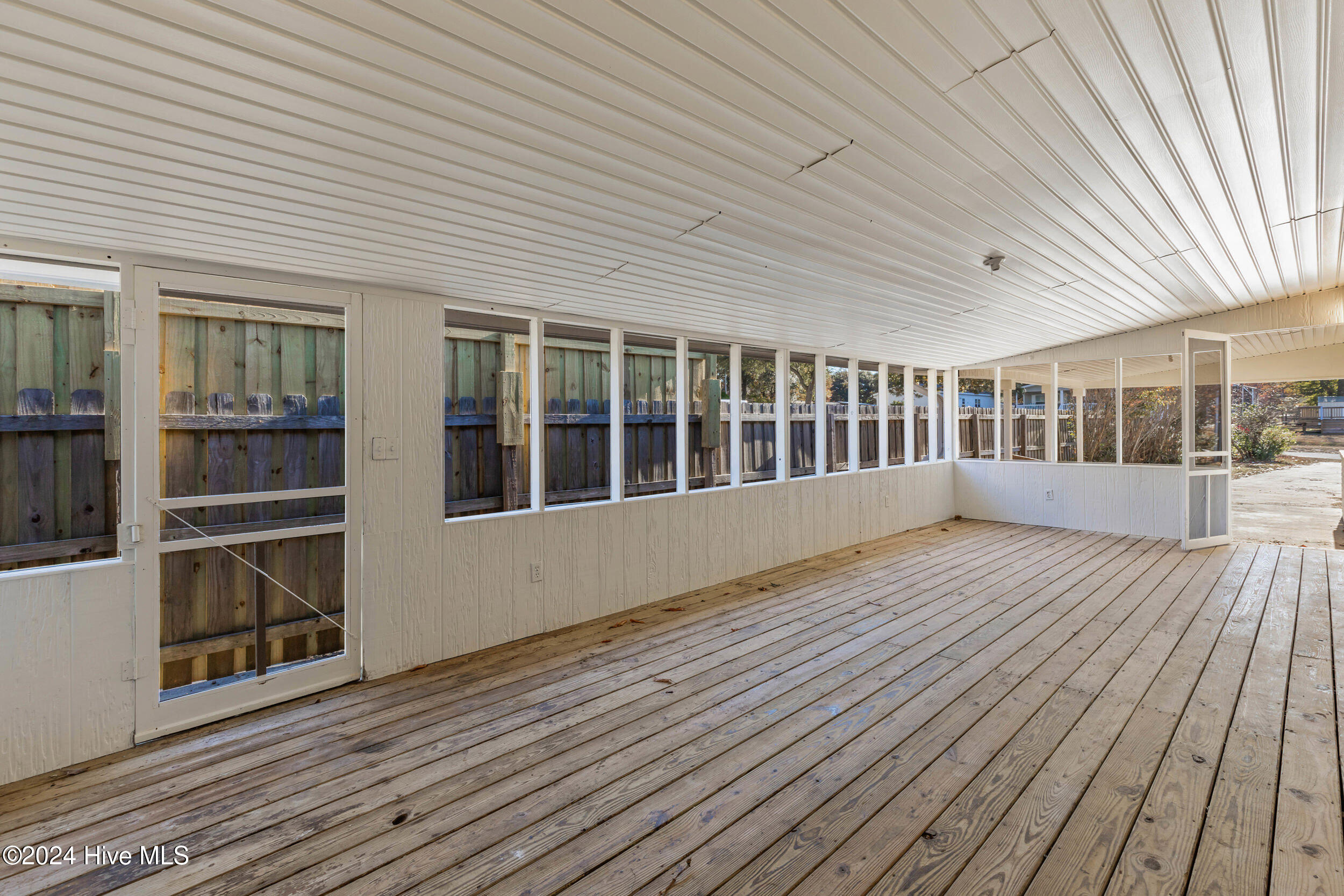 609 Park Drive Property Photo 30