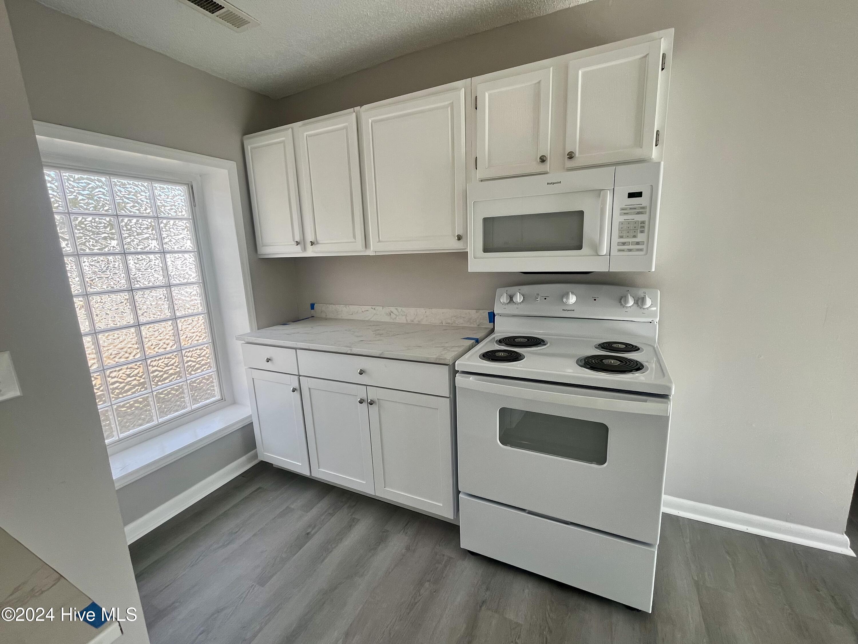 2201 Chestnut Avenue Property Photo 12