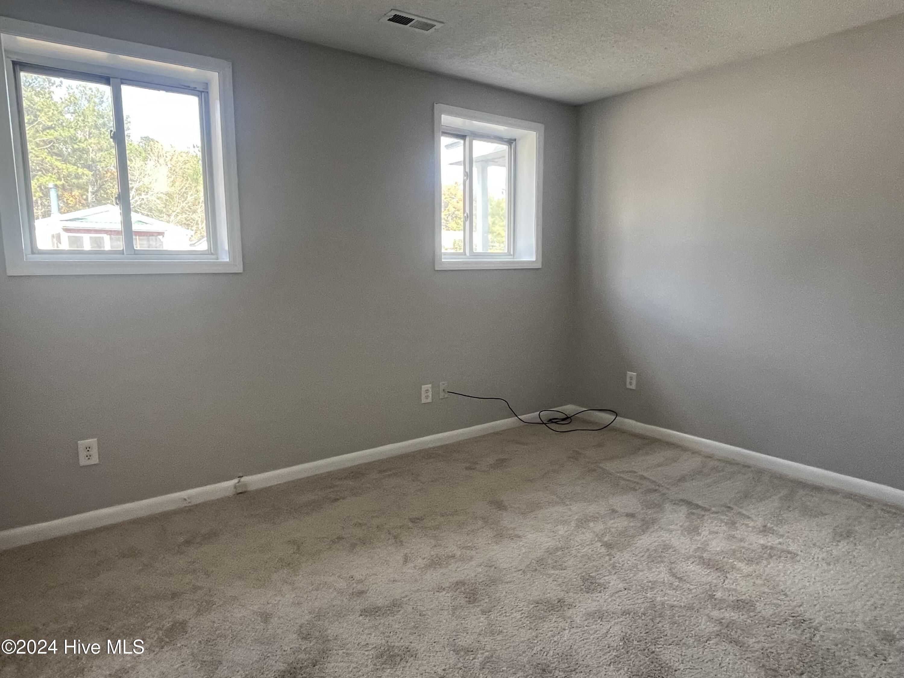 2201 Chestnut Avenue Property Photo 17