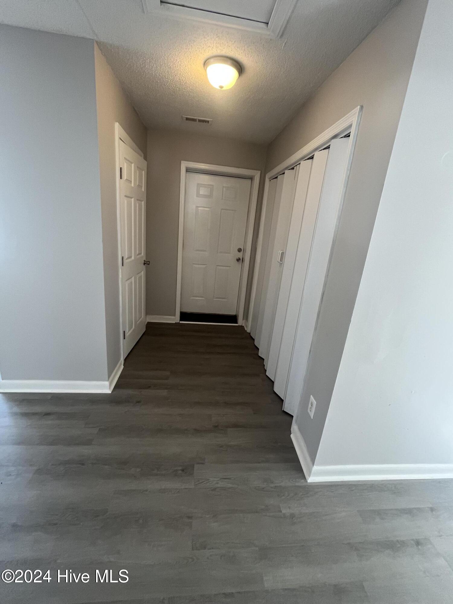 2201 Chestnut Avenue Property Photo 25