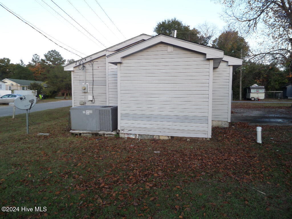 2201 Chestnut Avenue Property Photo 29