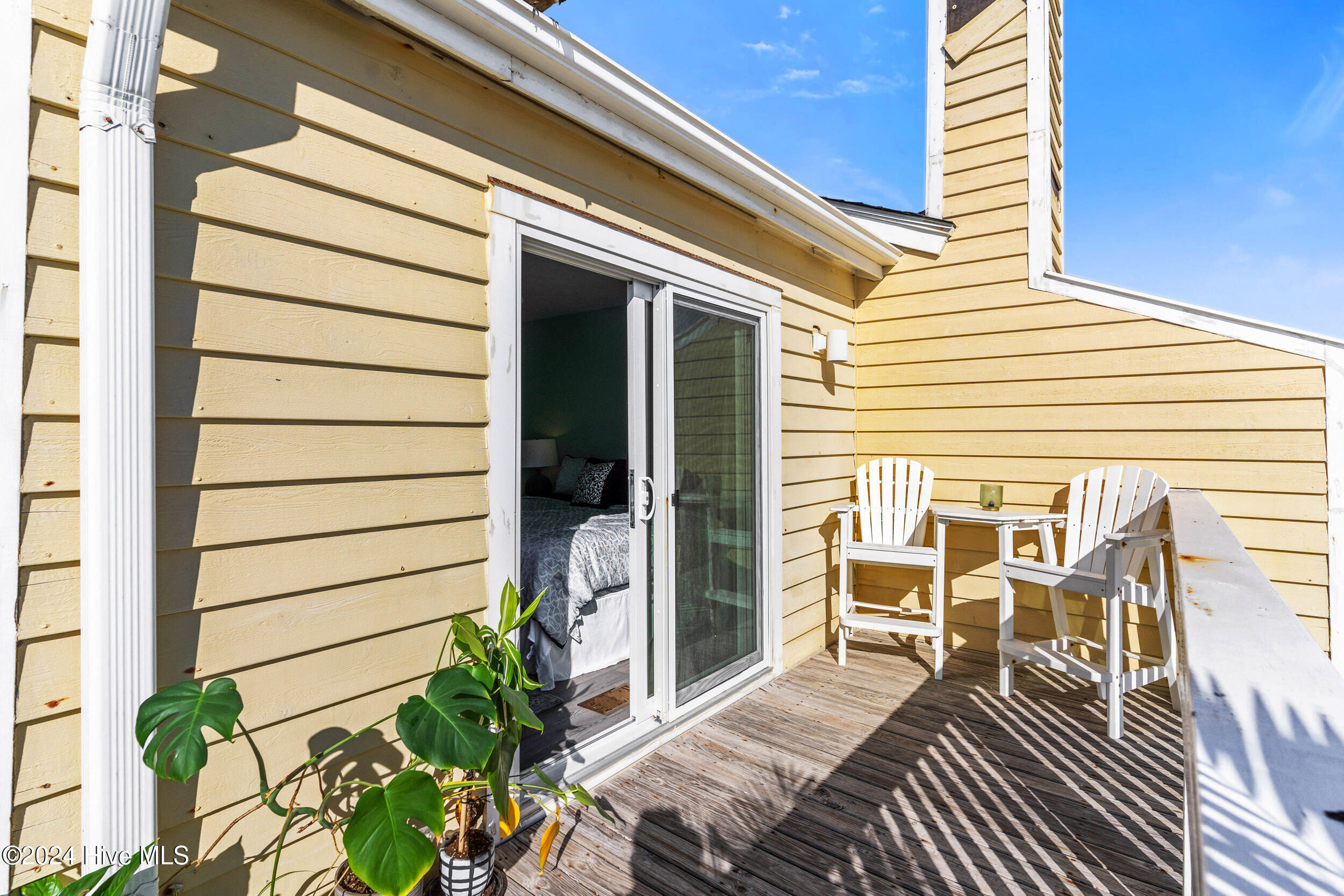 1006 Pelican Court Property Photo 28