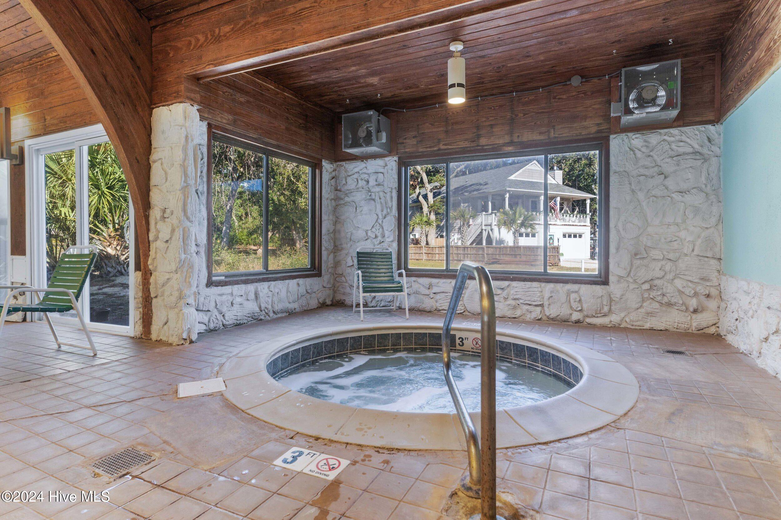 1006 Pelican Court Property Photo 39