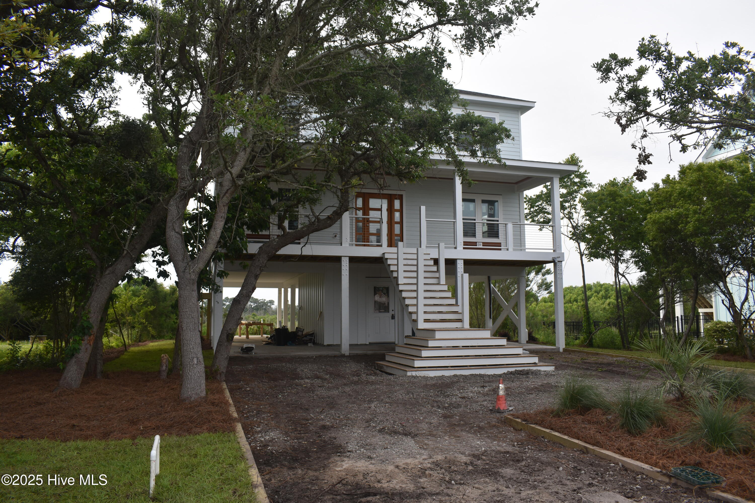 109 Old Village Lane Property Photo 2